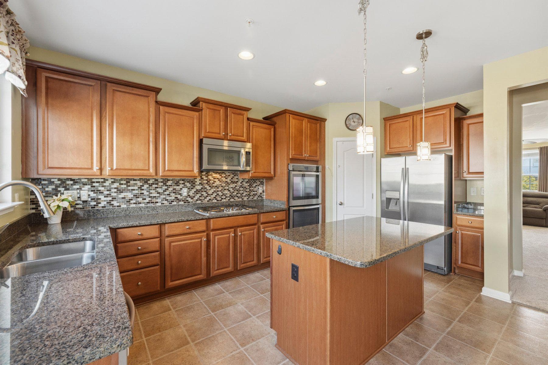 6393 Betty Linton Lane photo 18