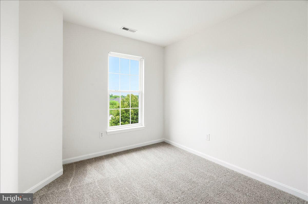 503 Sylvan Court photo 34