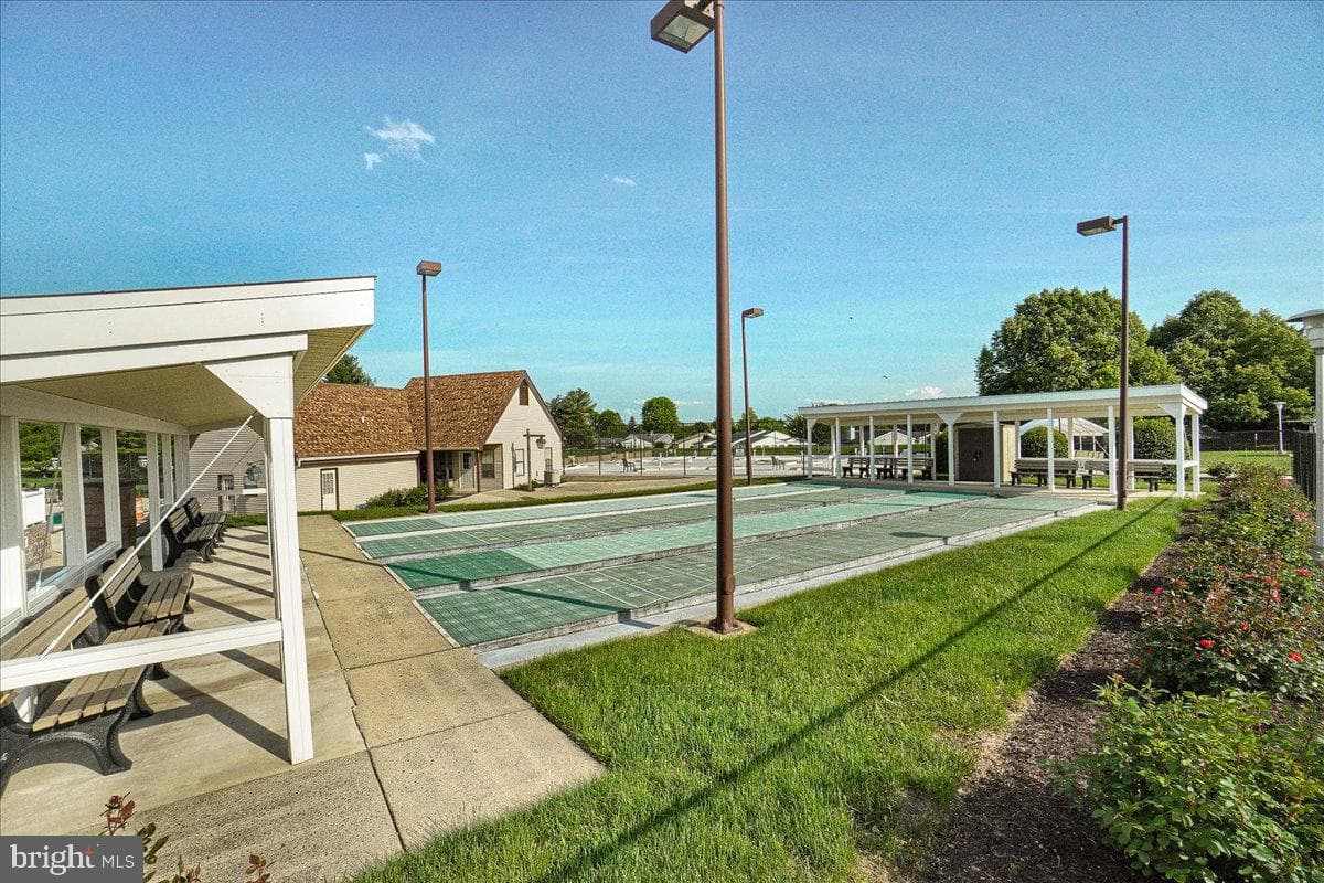 7047 Catalpa Road photo 112