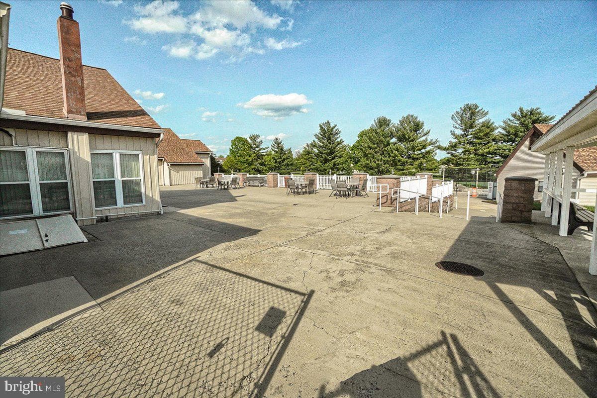 7047 Catalpa Road photo 113