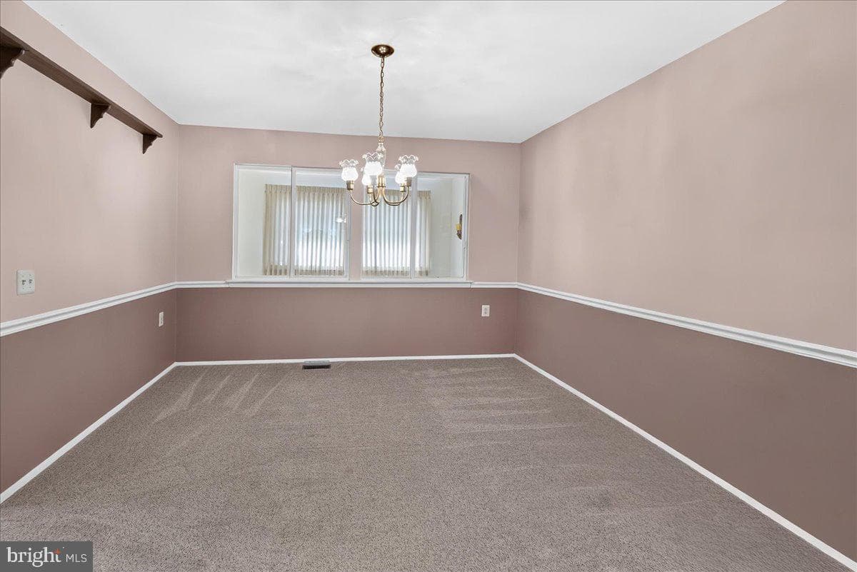 7047 Catalpa Road photo 15