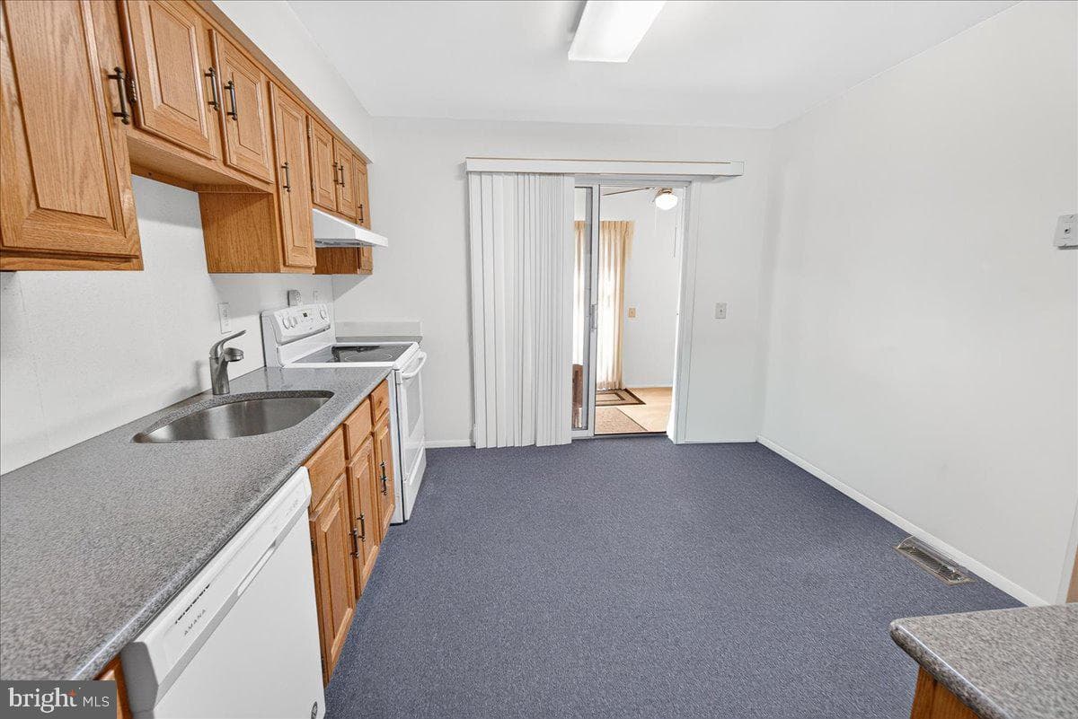 7047 Catalpa Road photo 18
