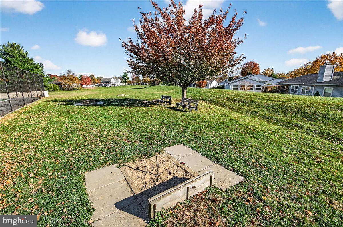 7047 Catalpa Road photo 88
