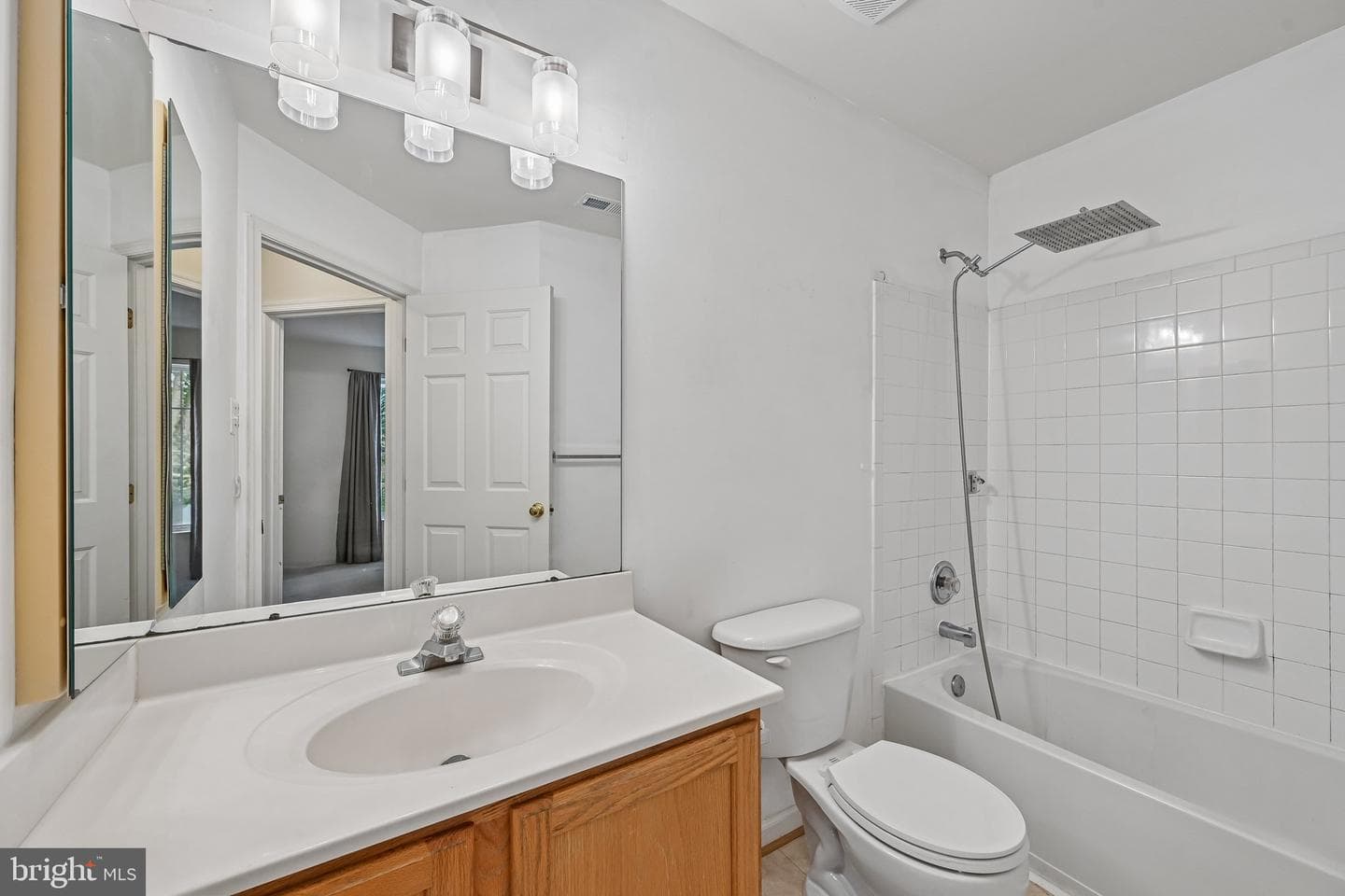 1724 Emory Street photo 28