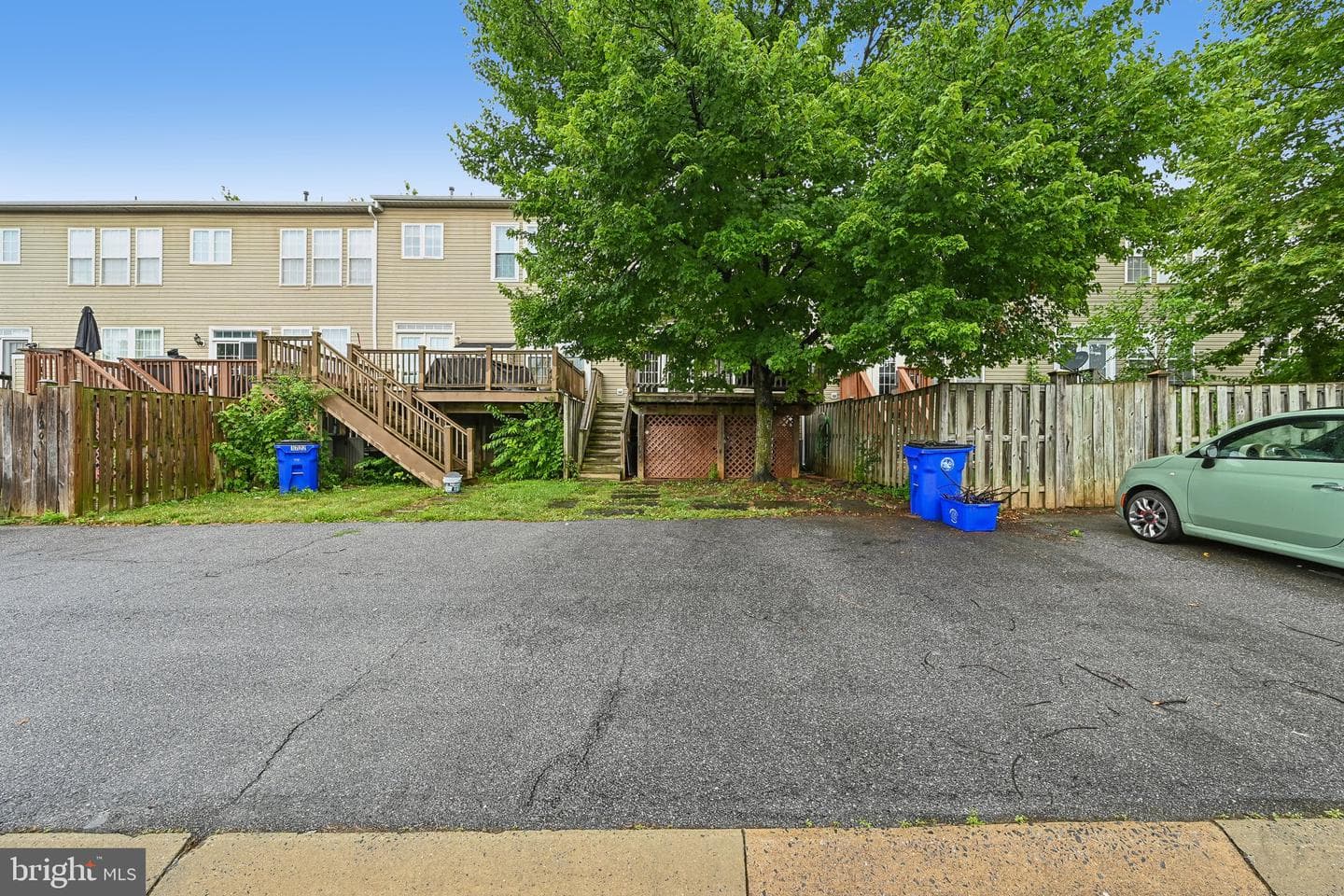 1724 Emory Street photo 46