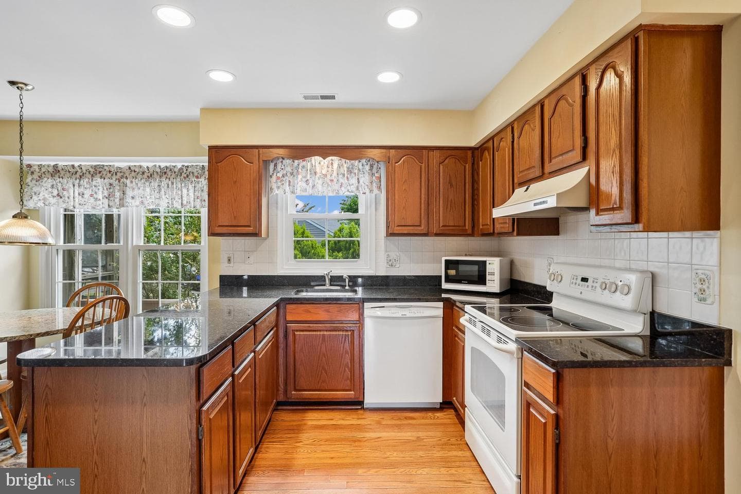 201 Westridge Drive photo 16