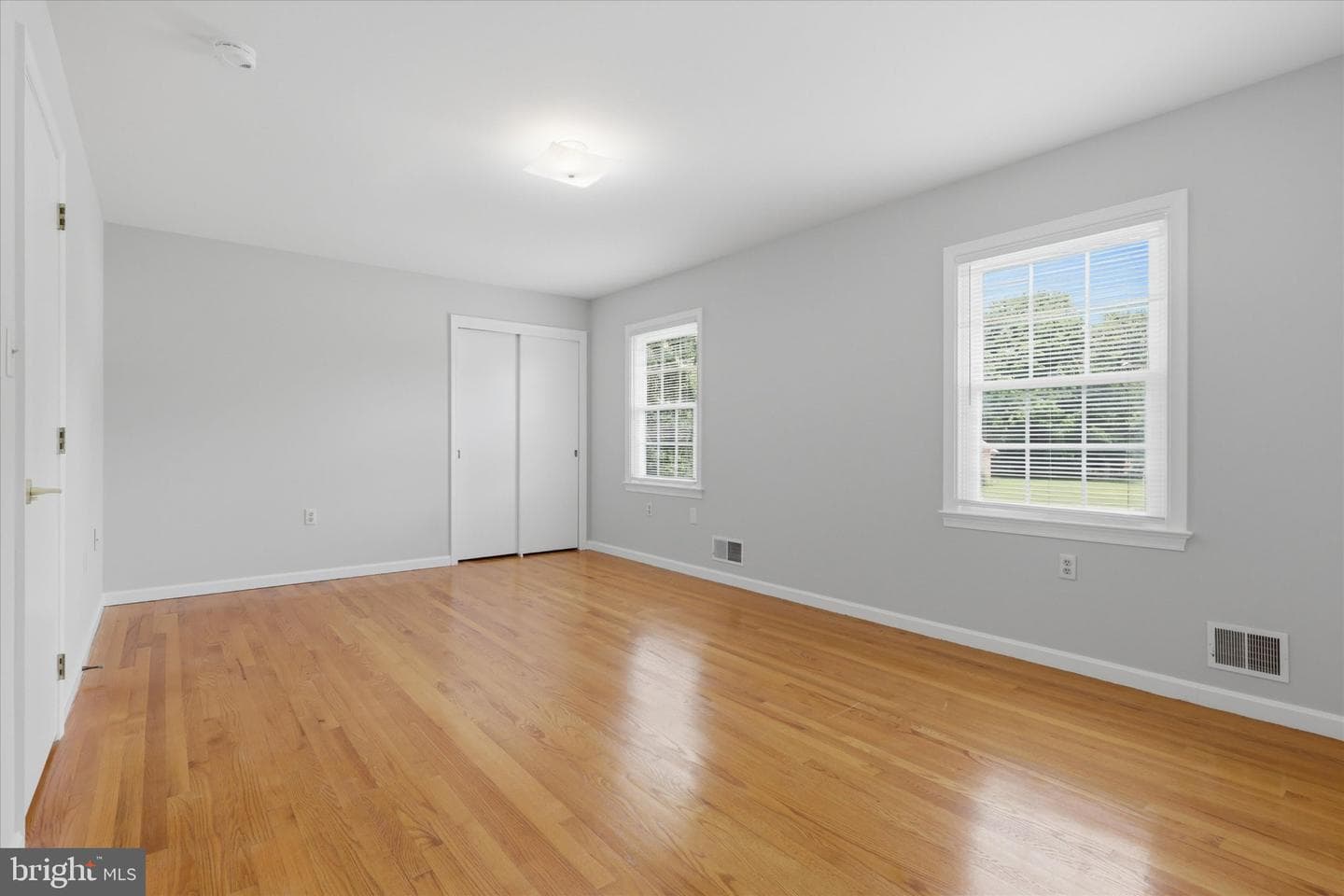 7007 Runnymeade Court photo 19