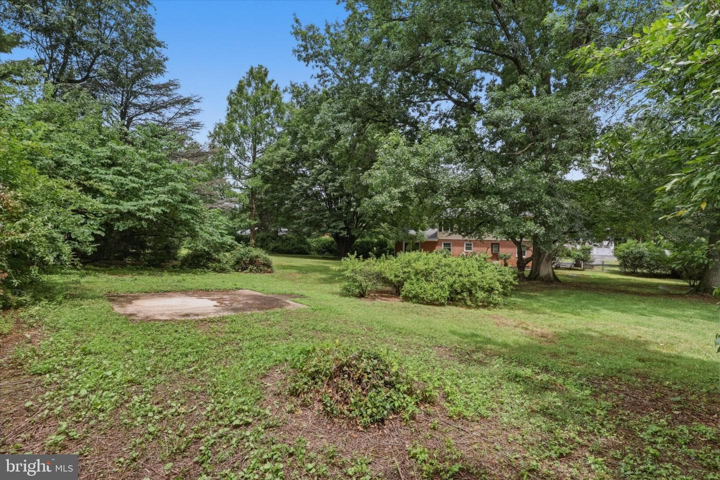 7007 Runnymeade Court photo 40