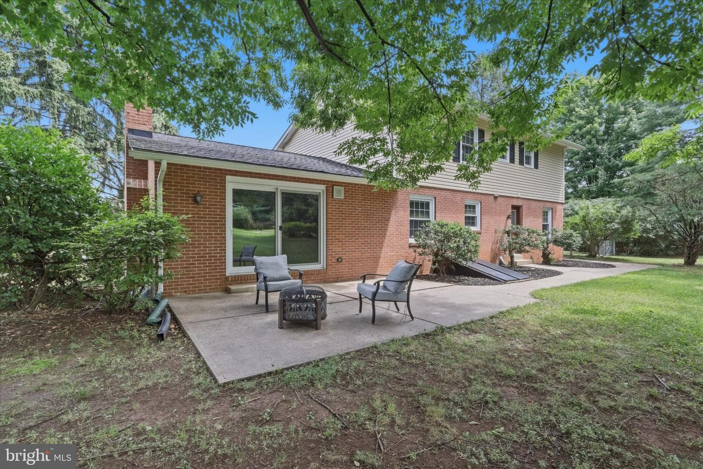 7007 Runnymeade Court photo 42