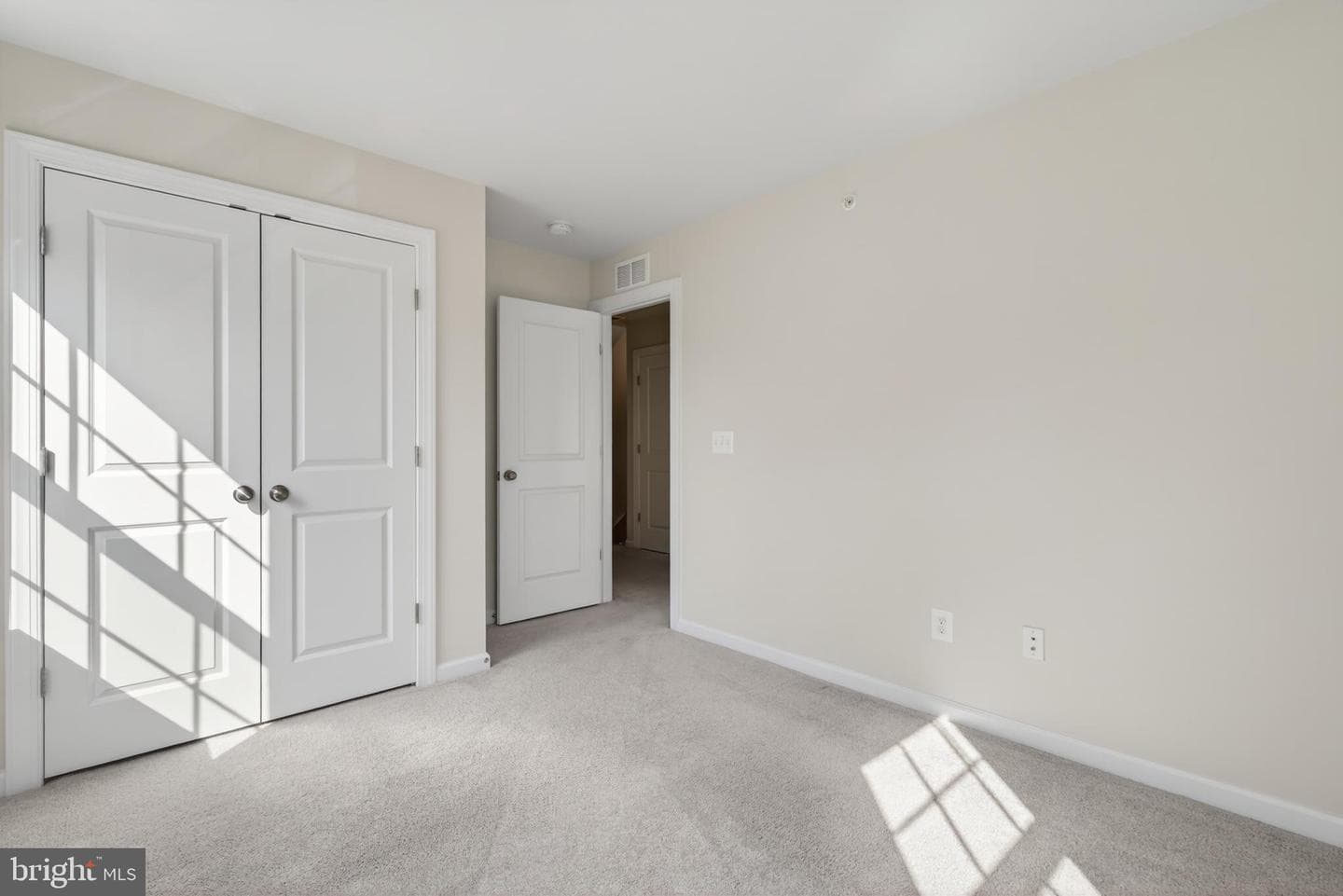 7120 Mchenry Mews photo 27