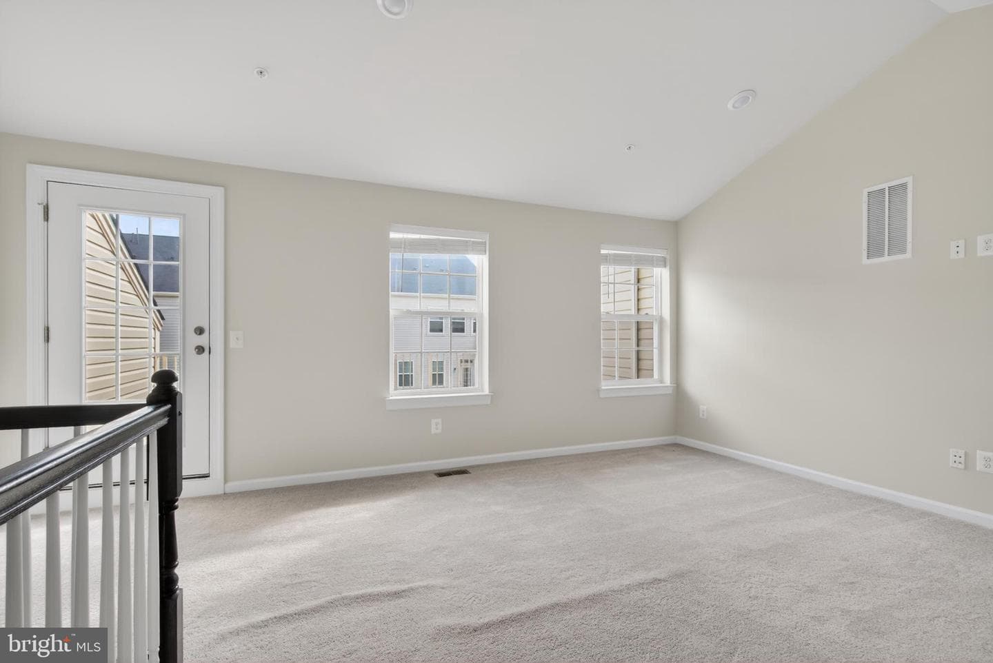 7120 Mchenry Mews photo 32