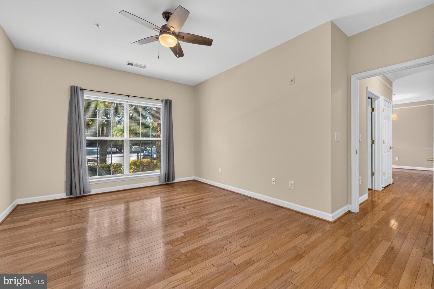 120 Burgess Hill Way #114 photo 17