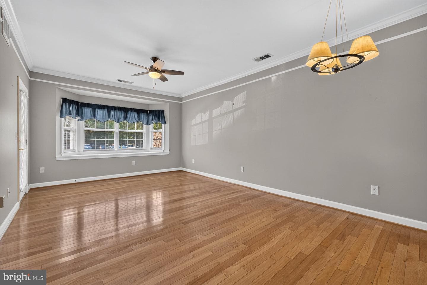 120 Burgess Hill Way #114 photo 8
