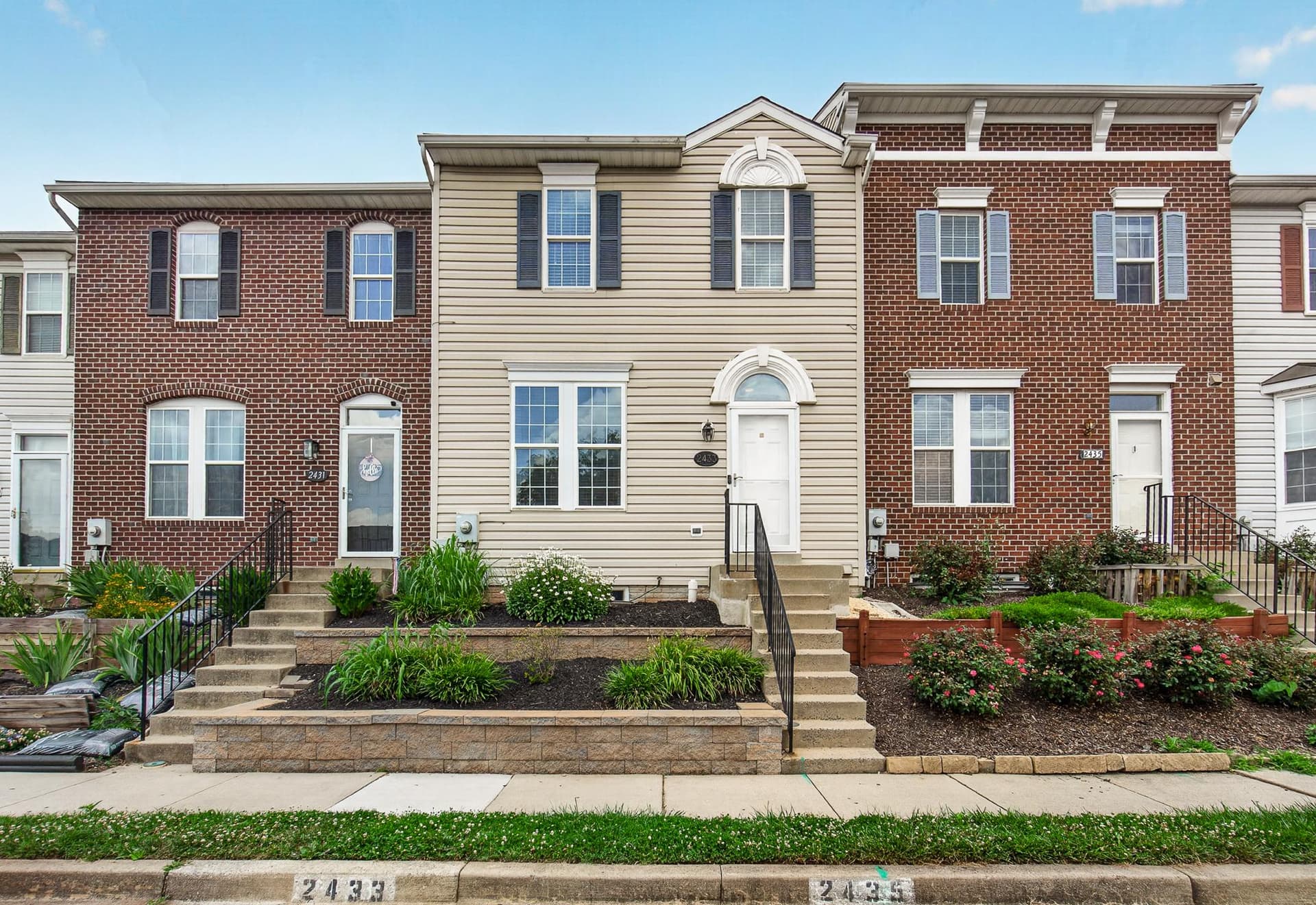 2433 Lakeside Dr, Frederick