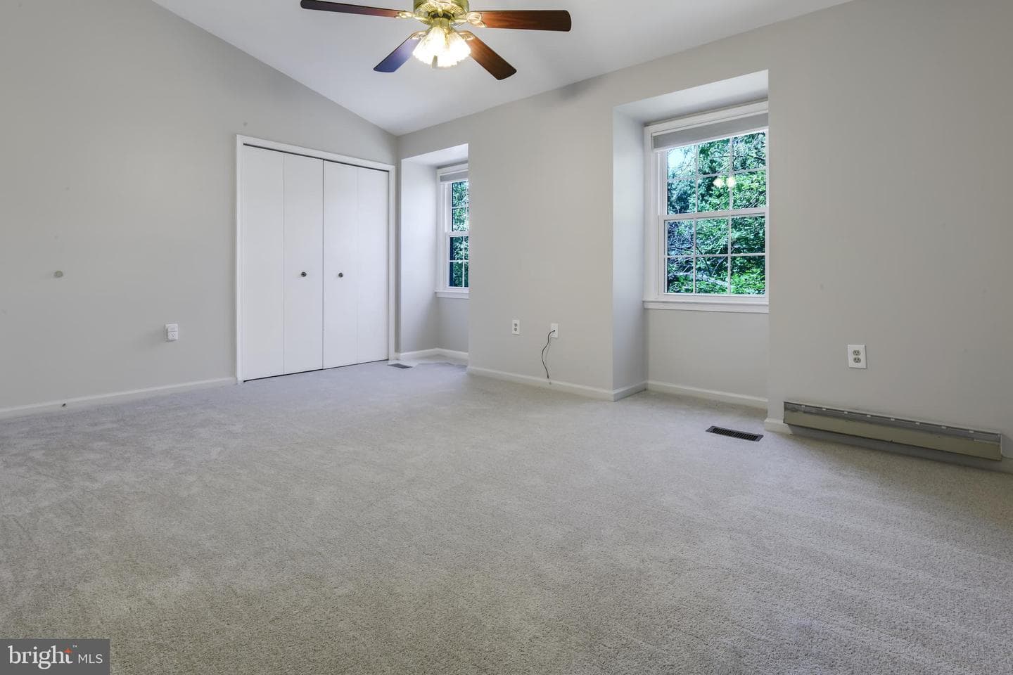 146 Lauren Court photo 9