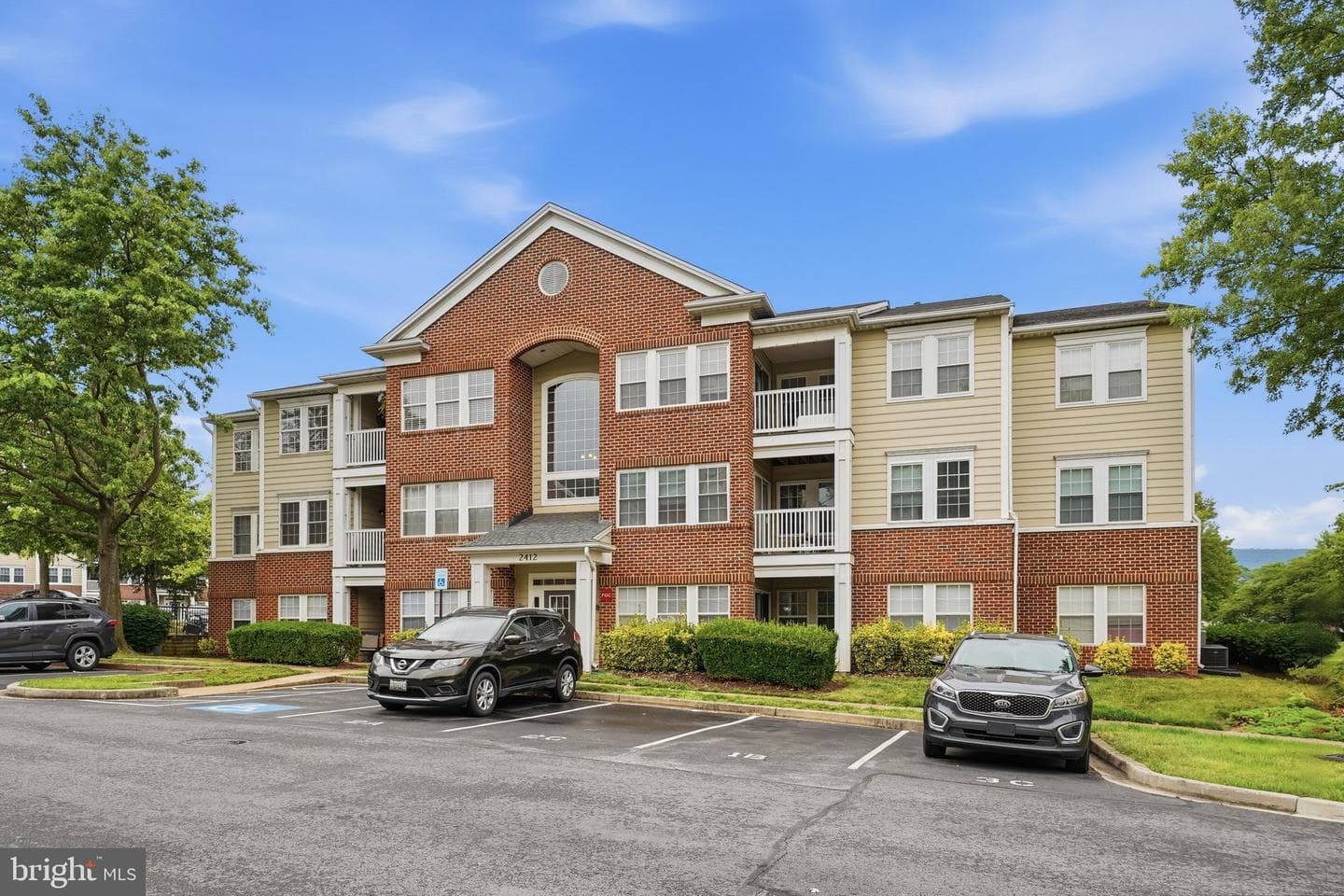 2412 Ellsworth Way #1b photo 3