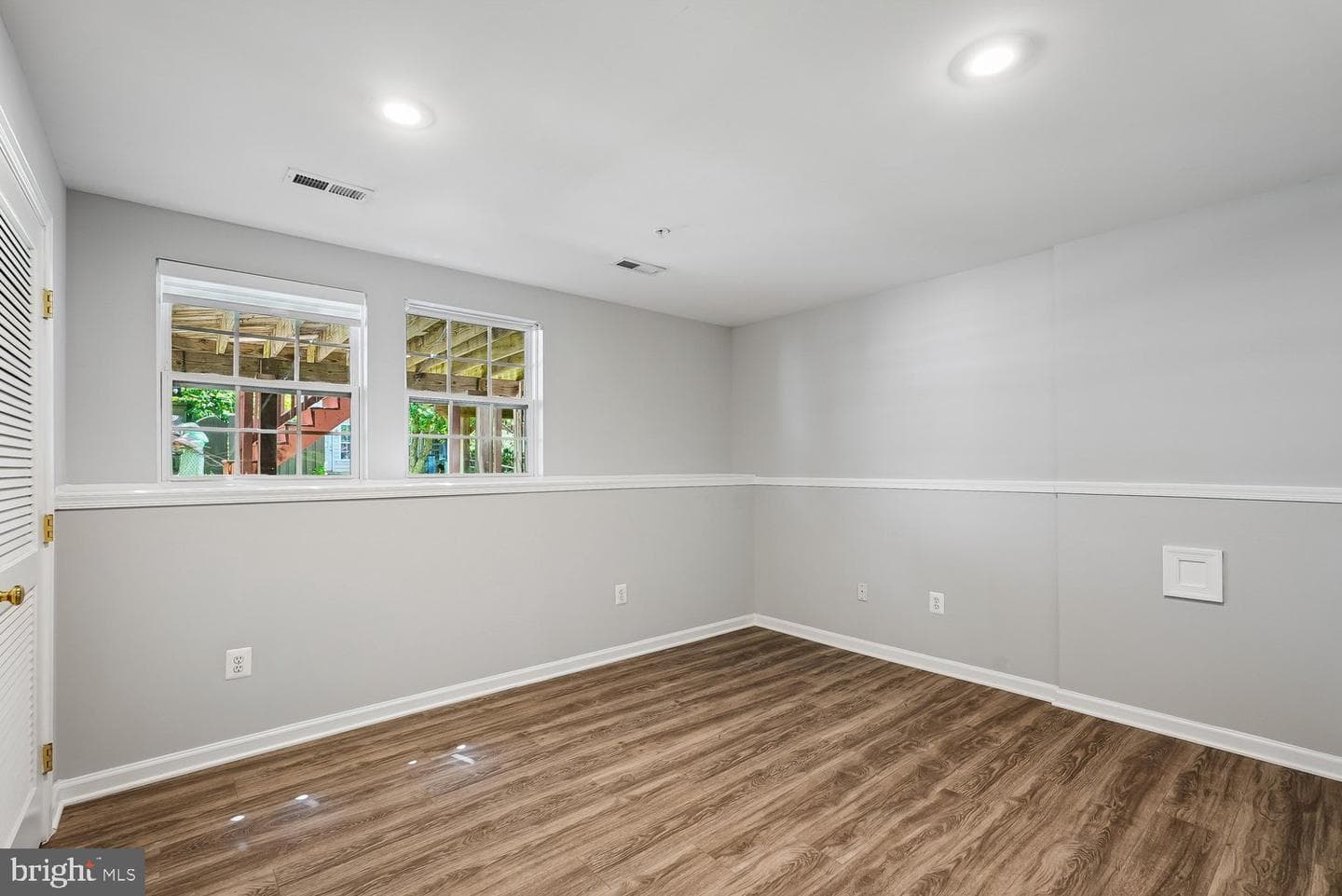 3626 Singleton Terrace photo 27