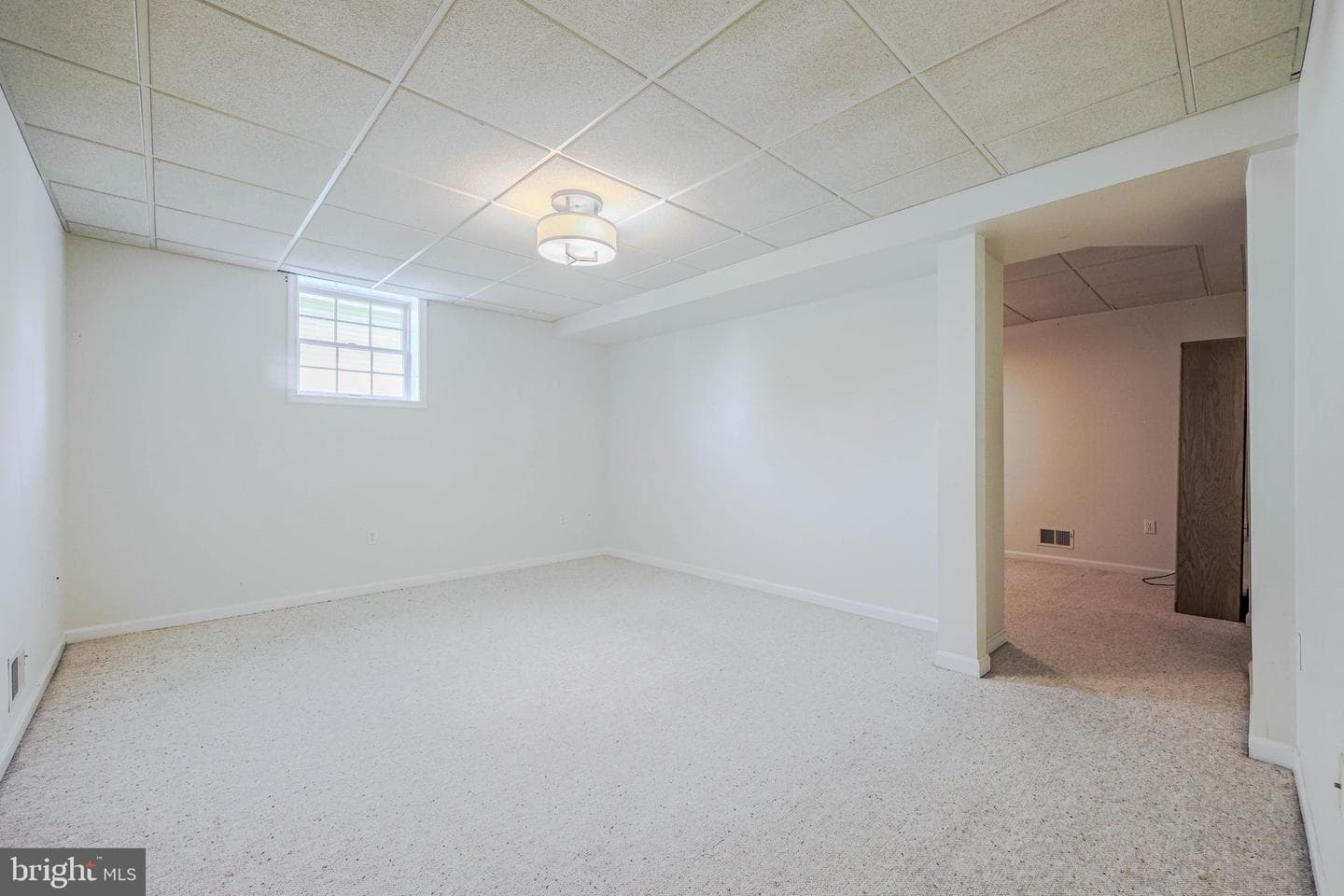210 Bennett Court photo 33