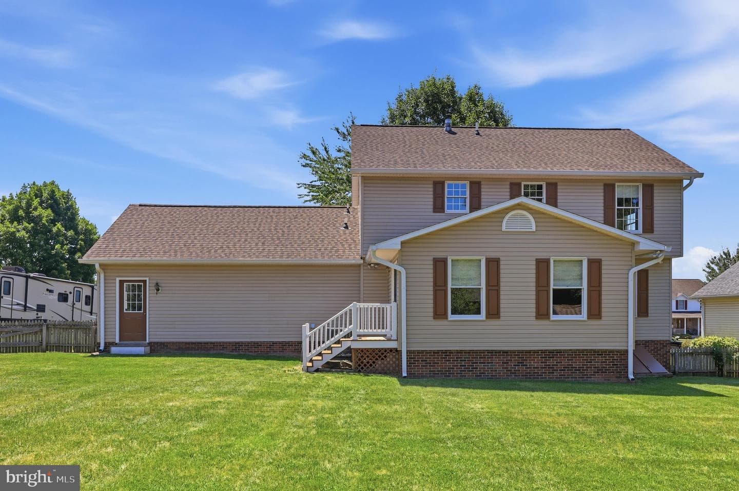 210 Bennett Court photo 40
