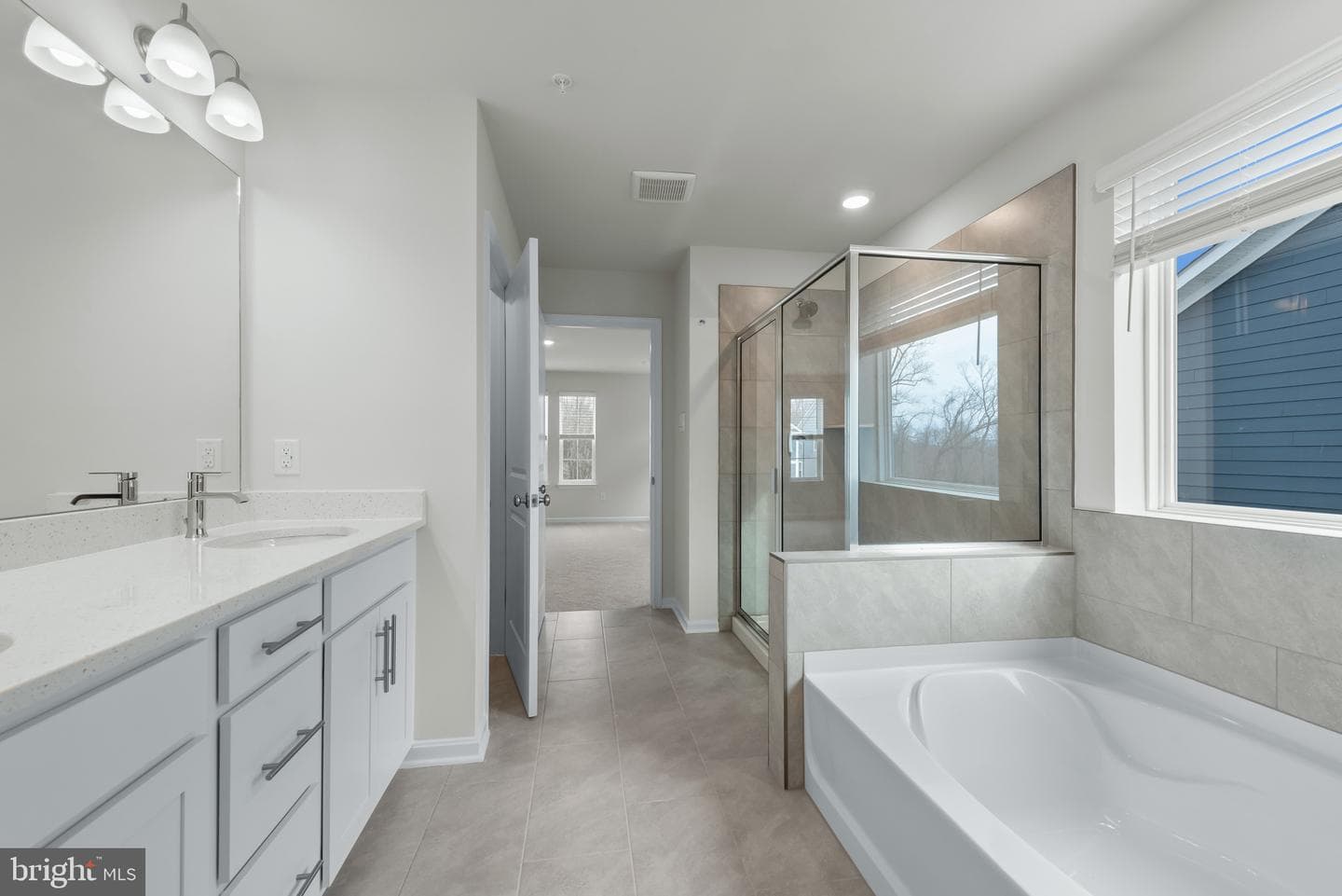 467 Ensemble Way photo 30