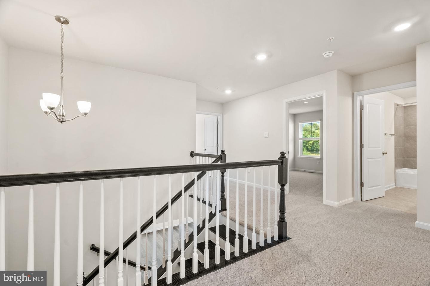 469 Ensemble Way photo 29