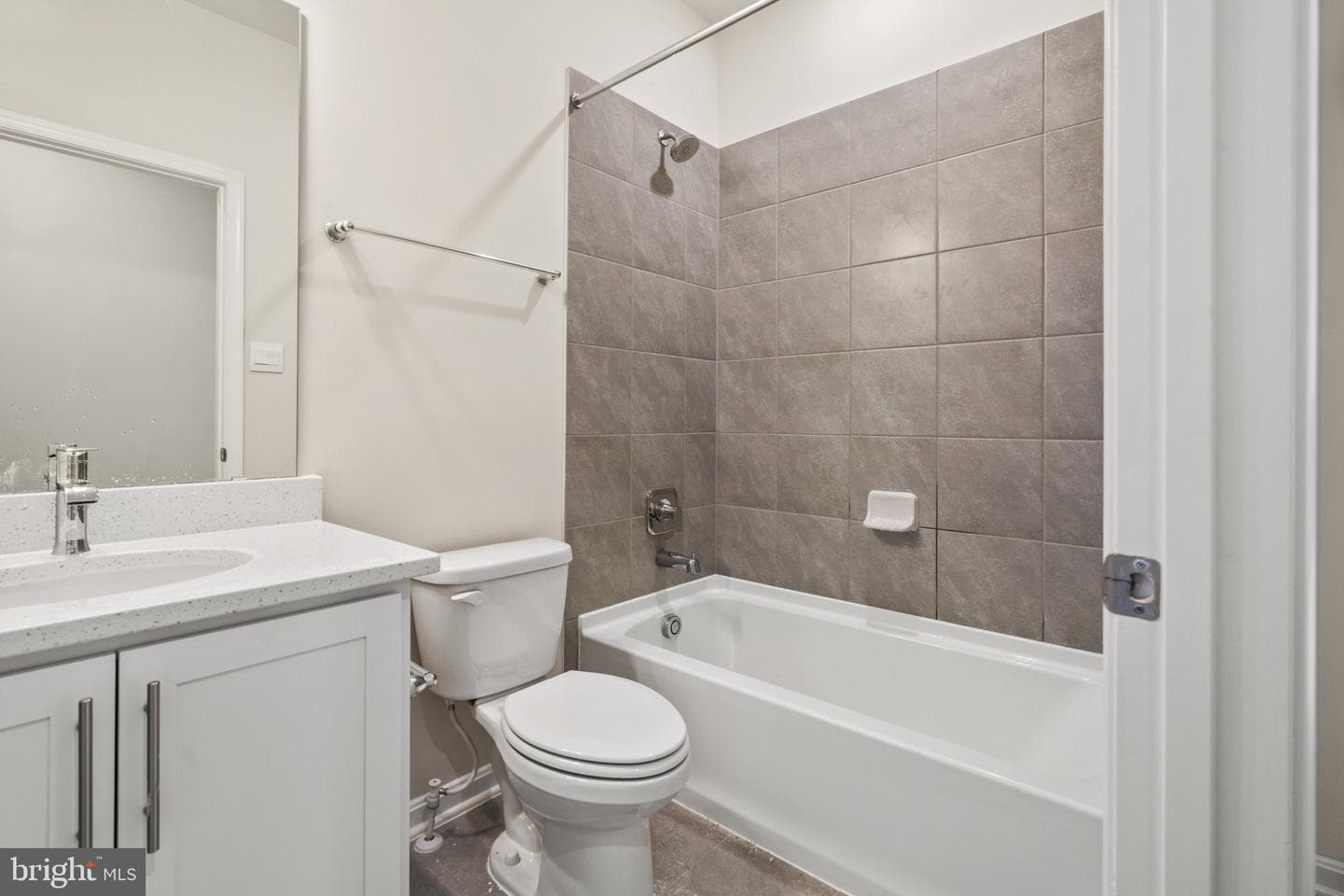 469 Ensemble Way photo 48