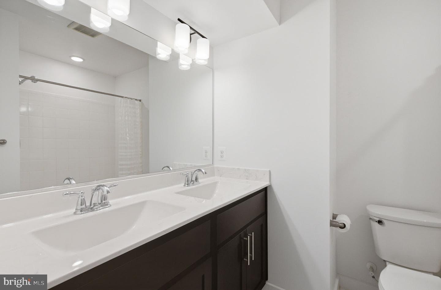 411 Gillespie Drive photo 27