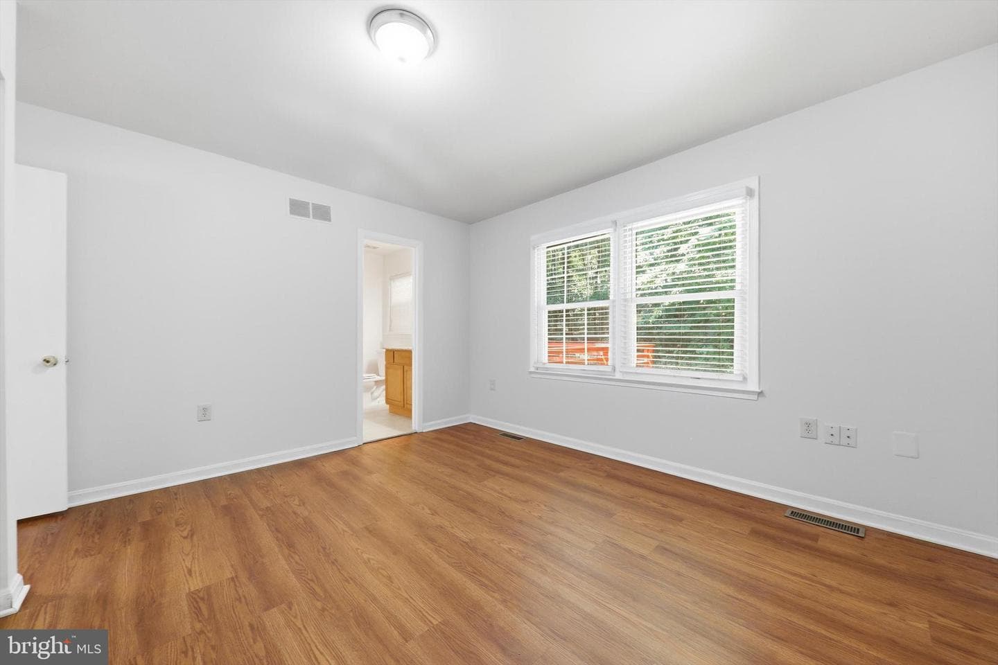 10322 Old Liberty Road photo 28