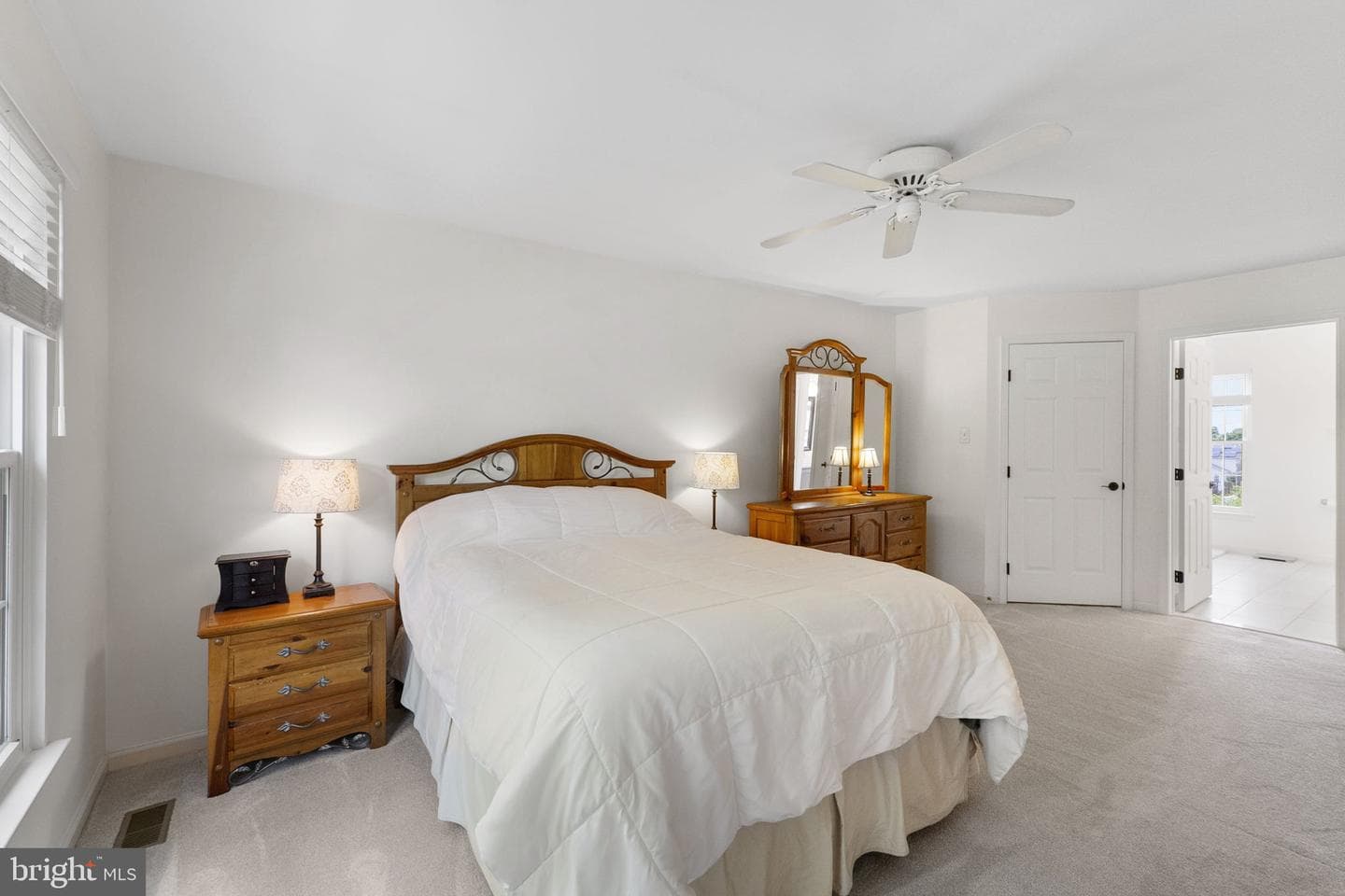115 Phoenix Court photo 35