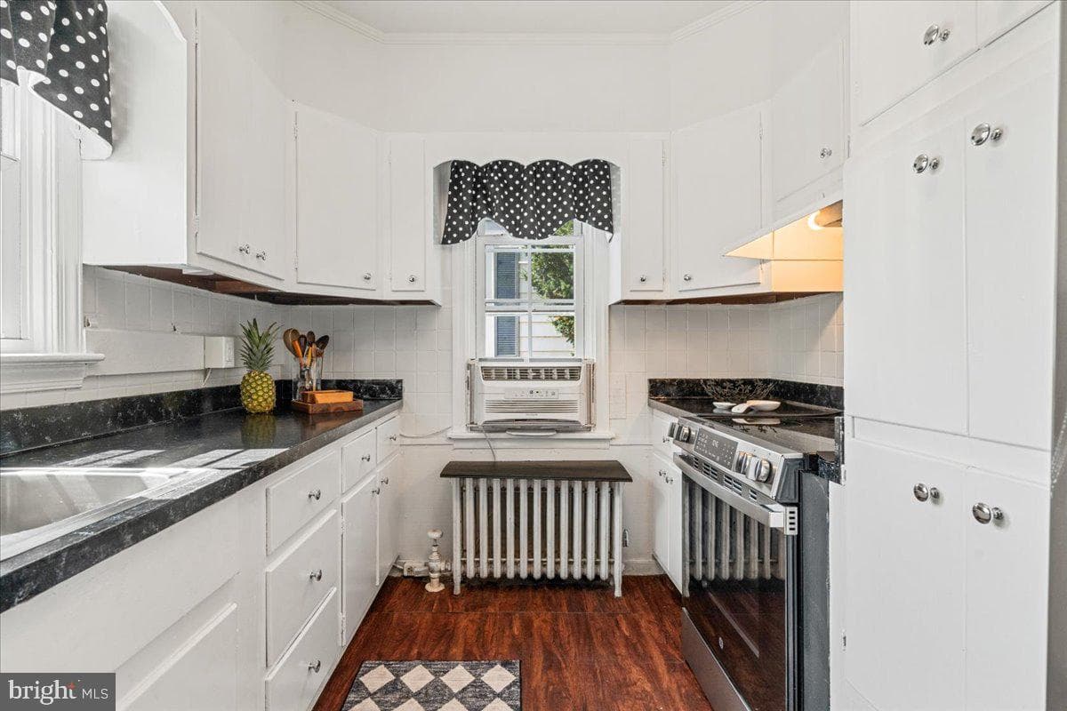 1606 N Market Street photo 12