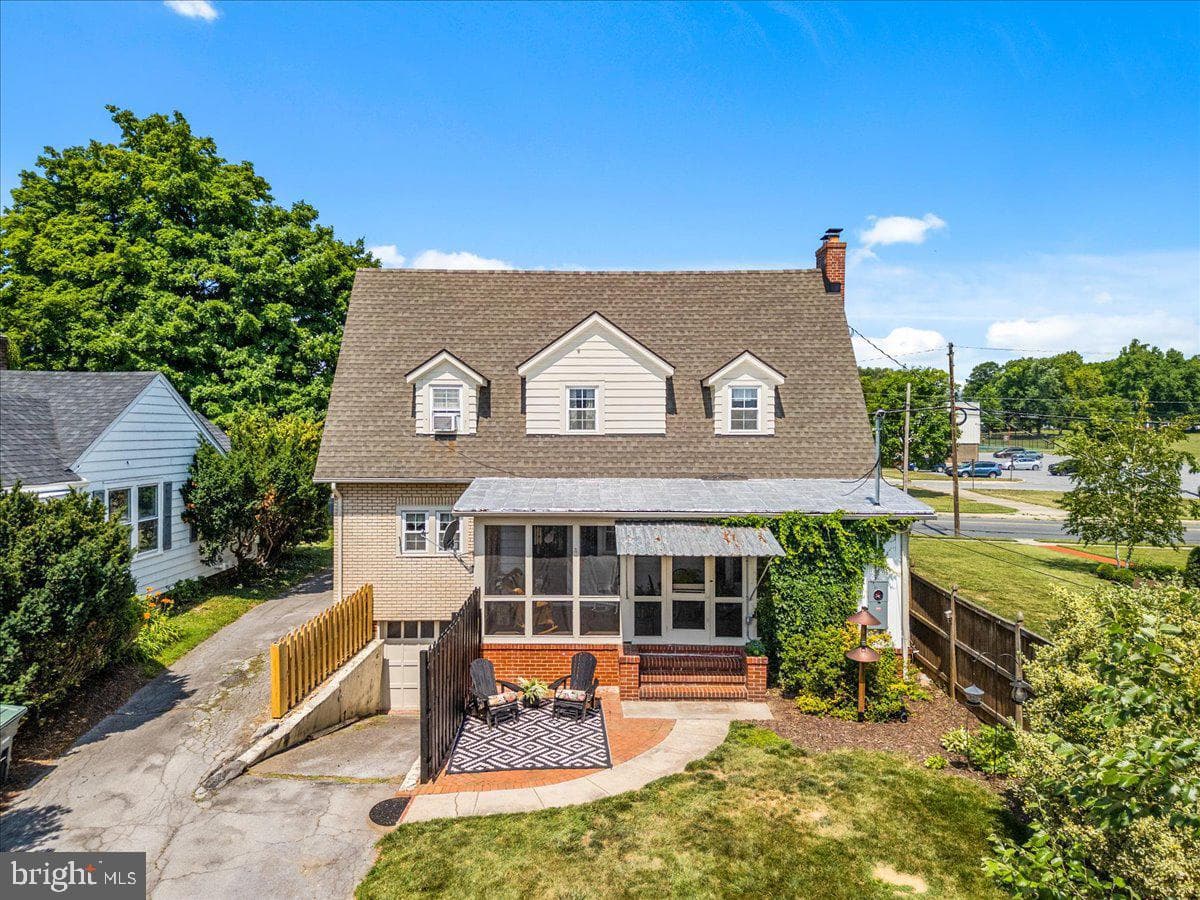 1606 N Market Street photo 48