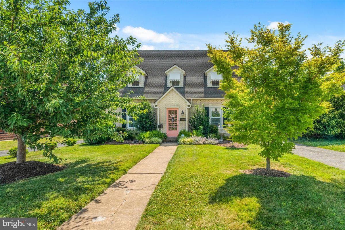 1606 N Market Street photo 59