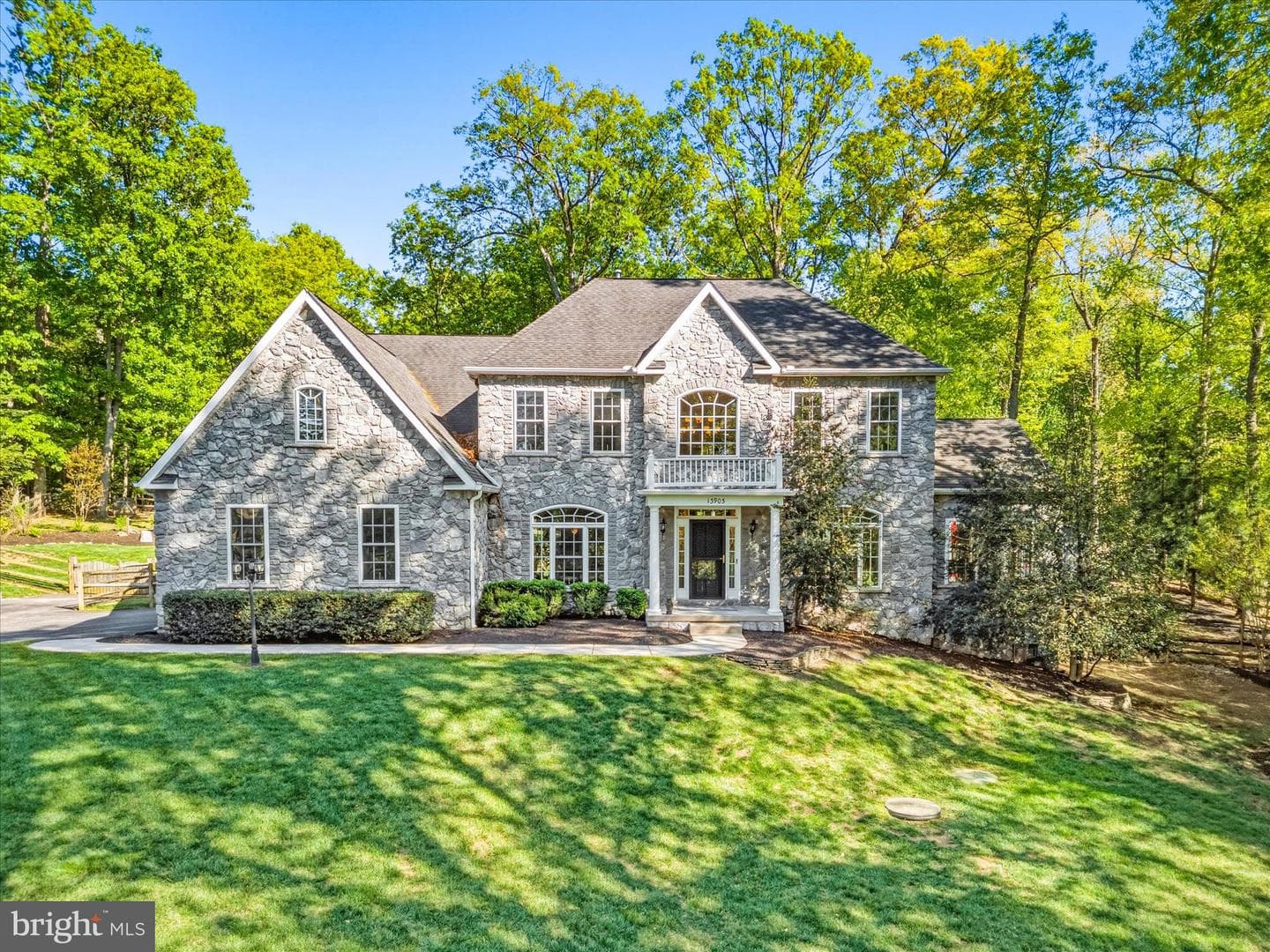 13903 Mitchell Ct, Mount Airy