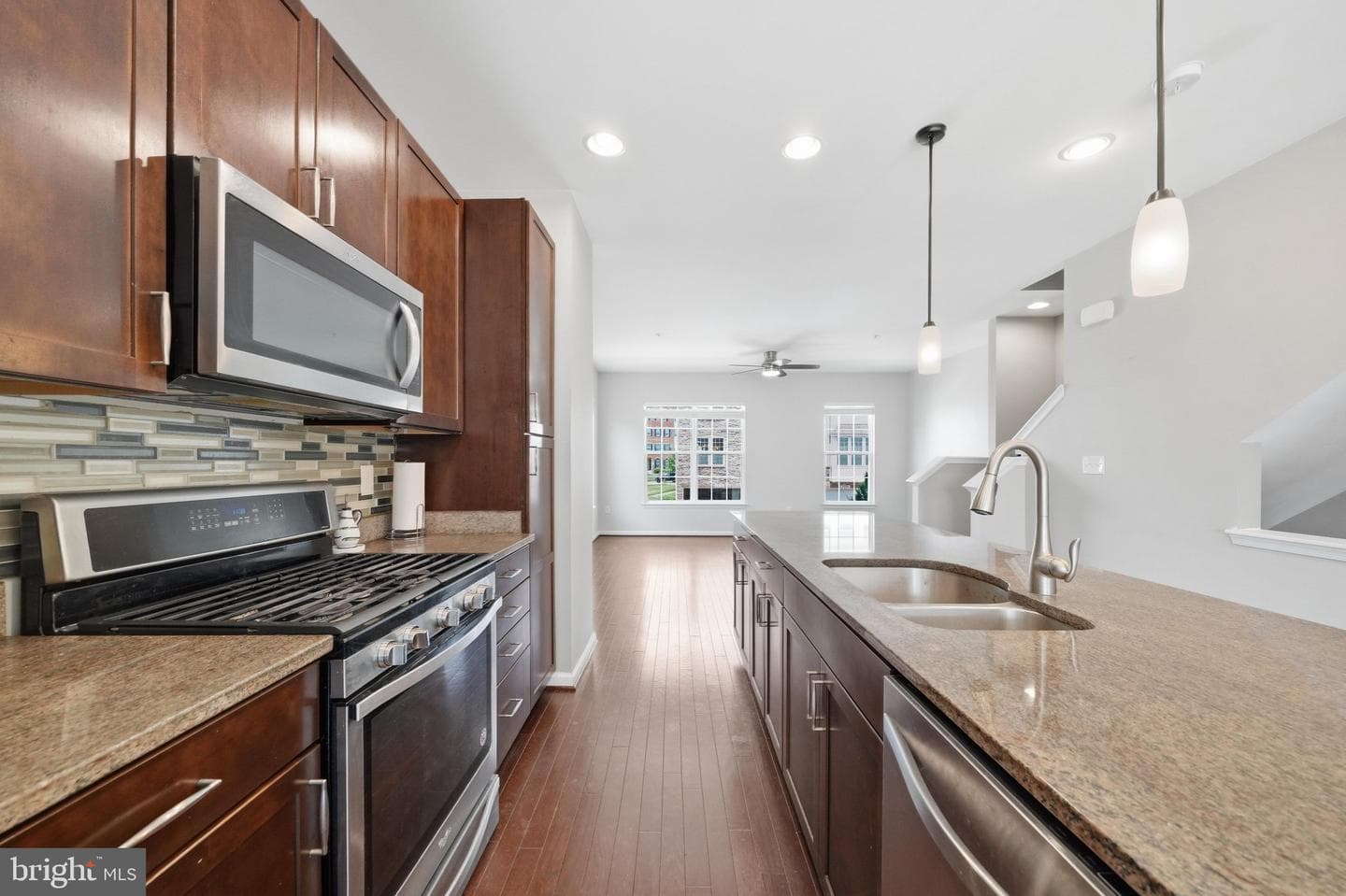 6251 Alexa Street photo 19
