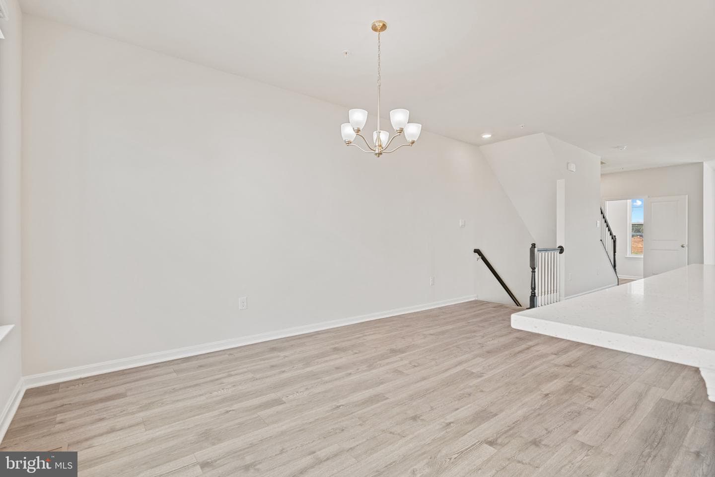 241 Monroe Ave photo 29