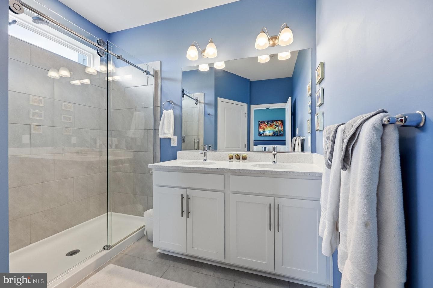 486 Tiller Street photo 24