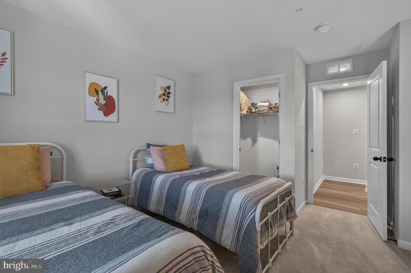 409 Karn Pl photo 47