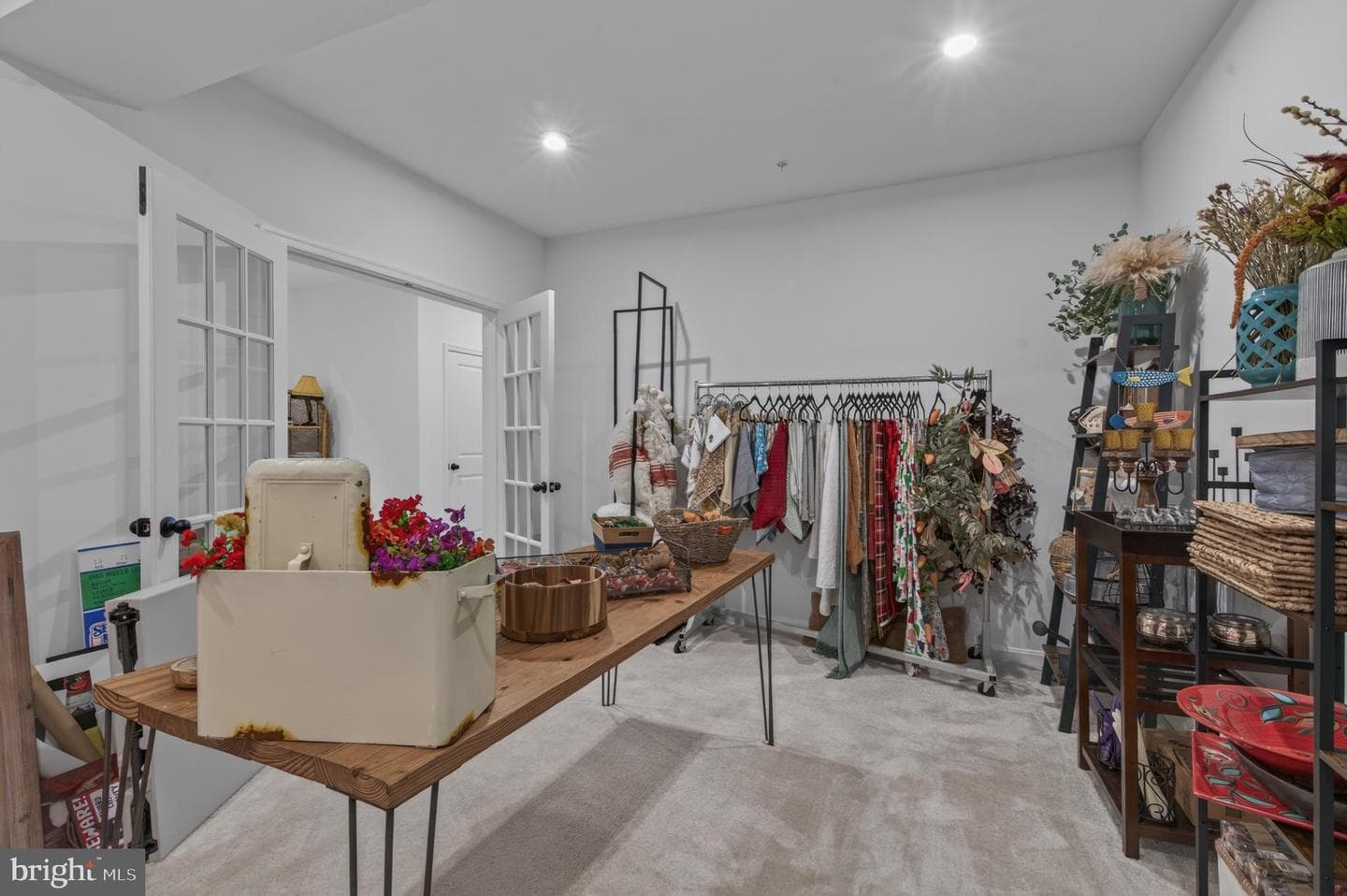 409 Karn Pl photo 65