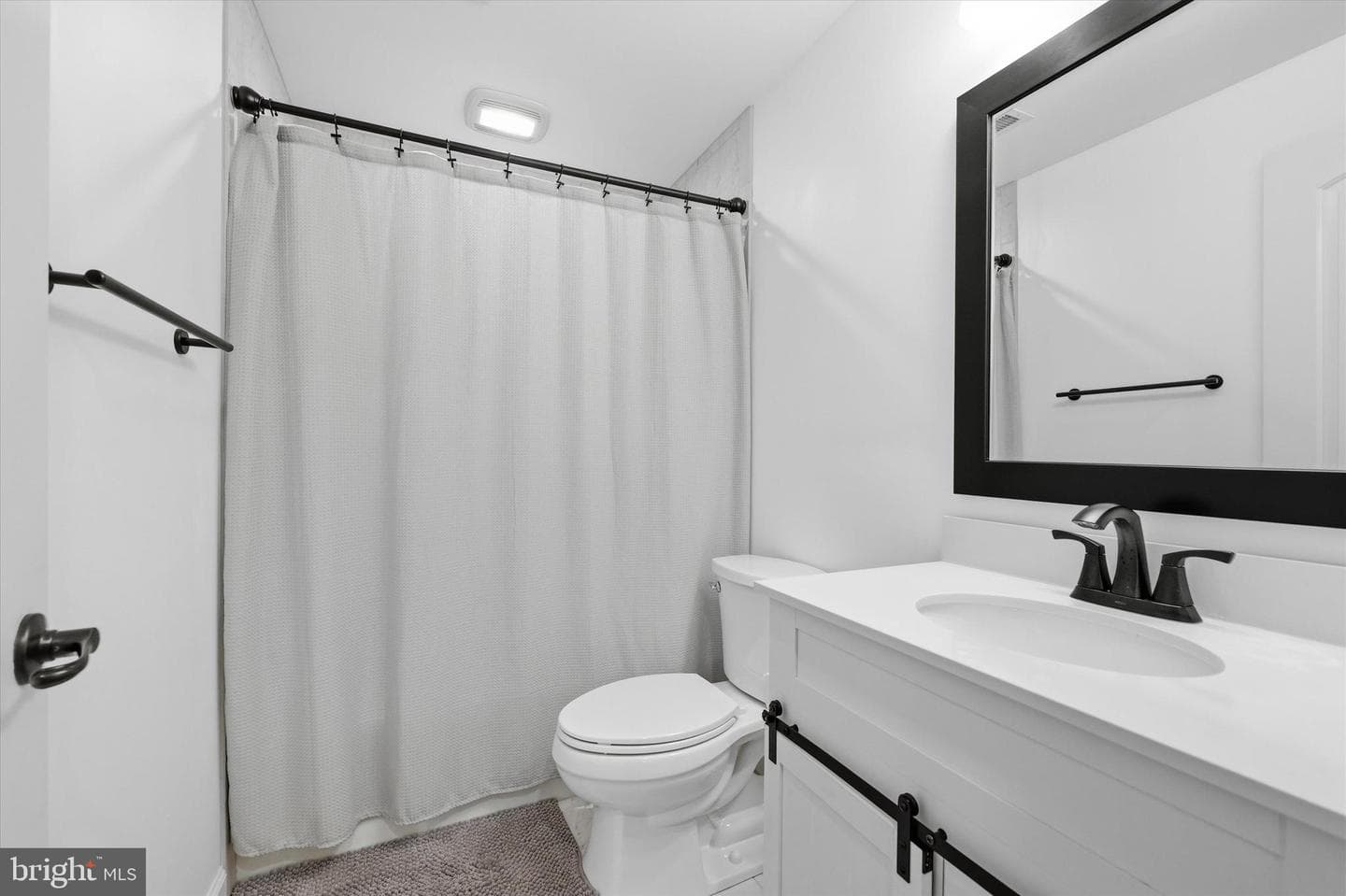 3425 Winmoor Drive photo 31