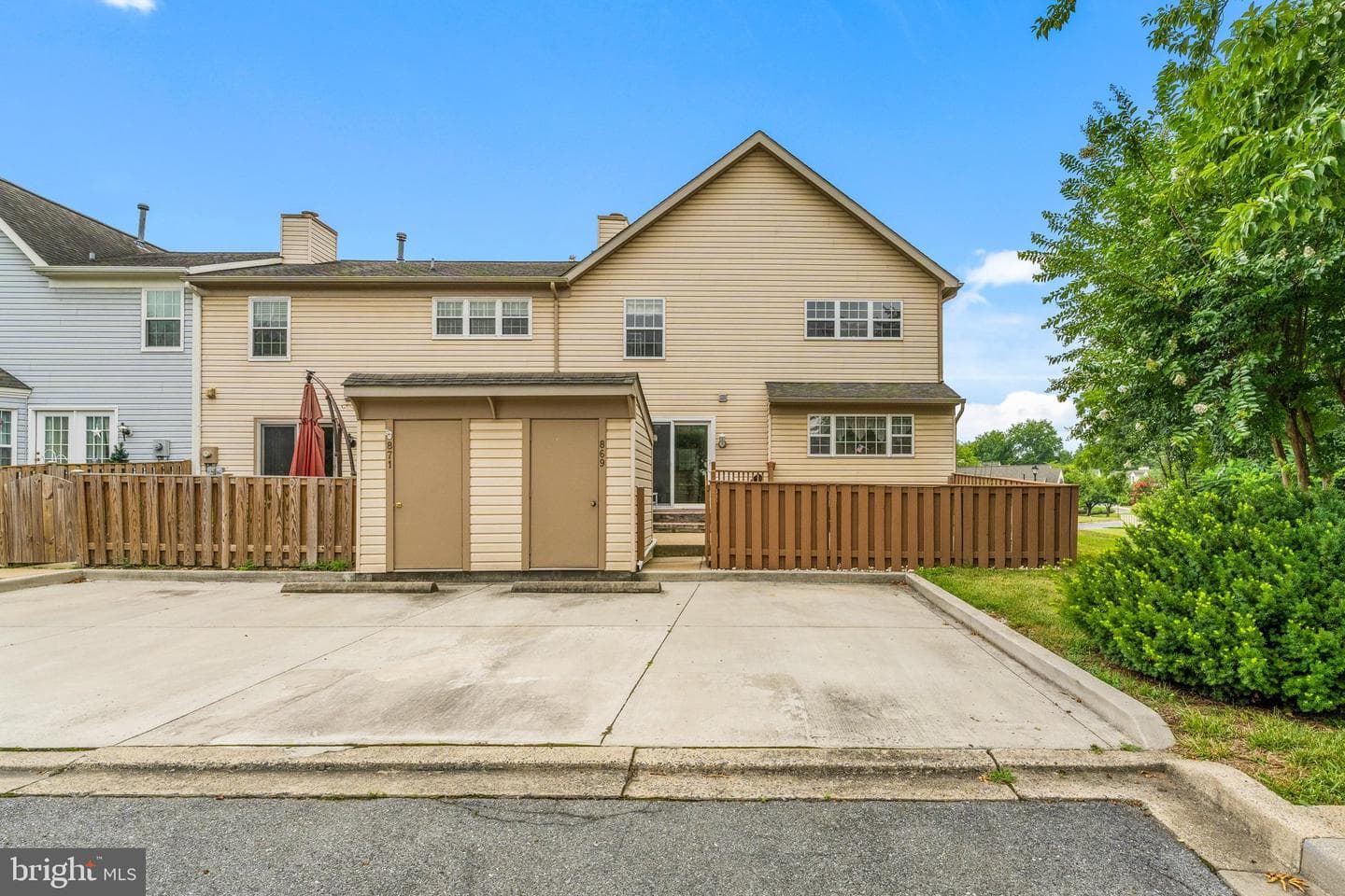 869 Waterford Drive photo 37