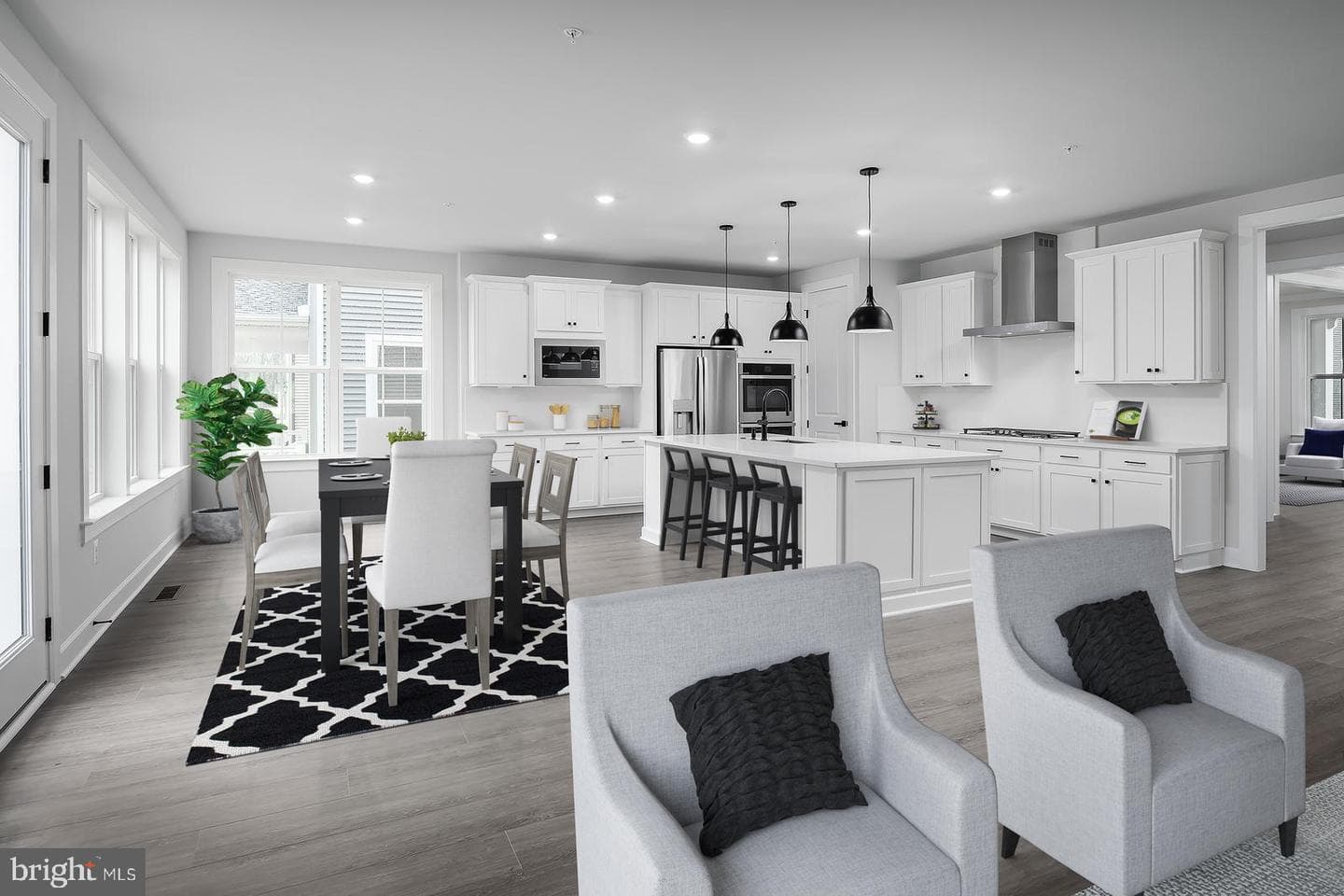 11450 - A Himalaya Road, New Market
