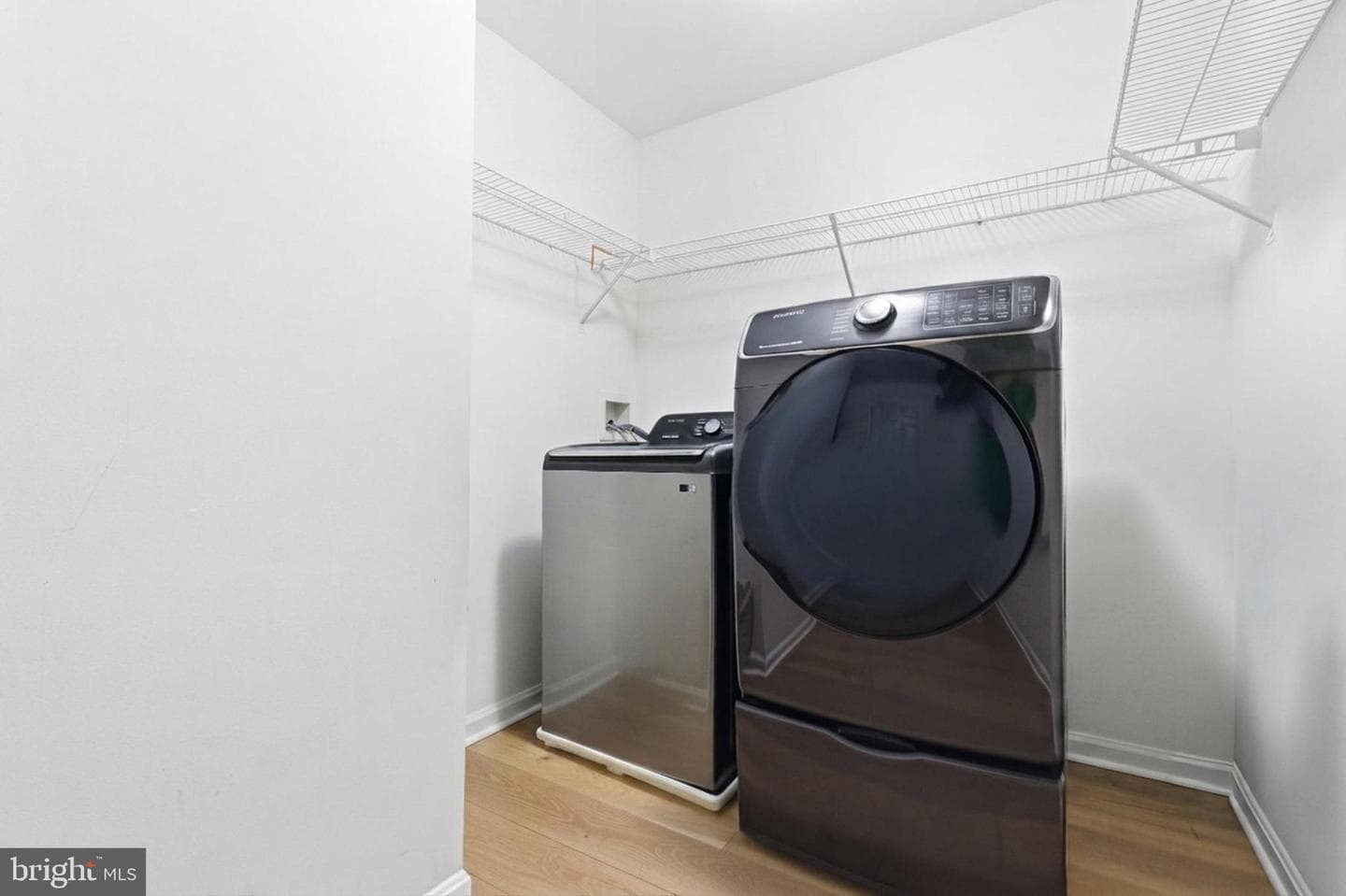 415 William Plummer Street photo 35