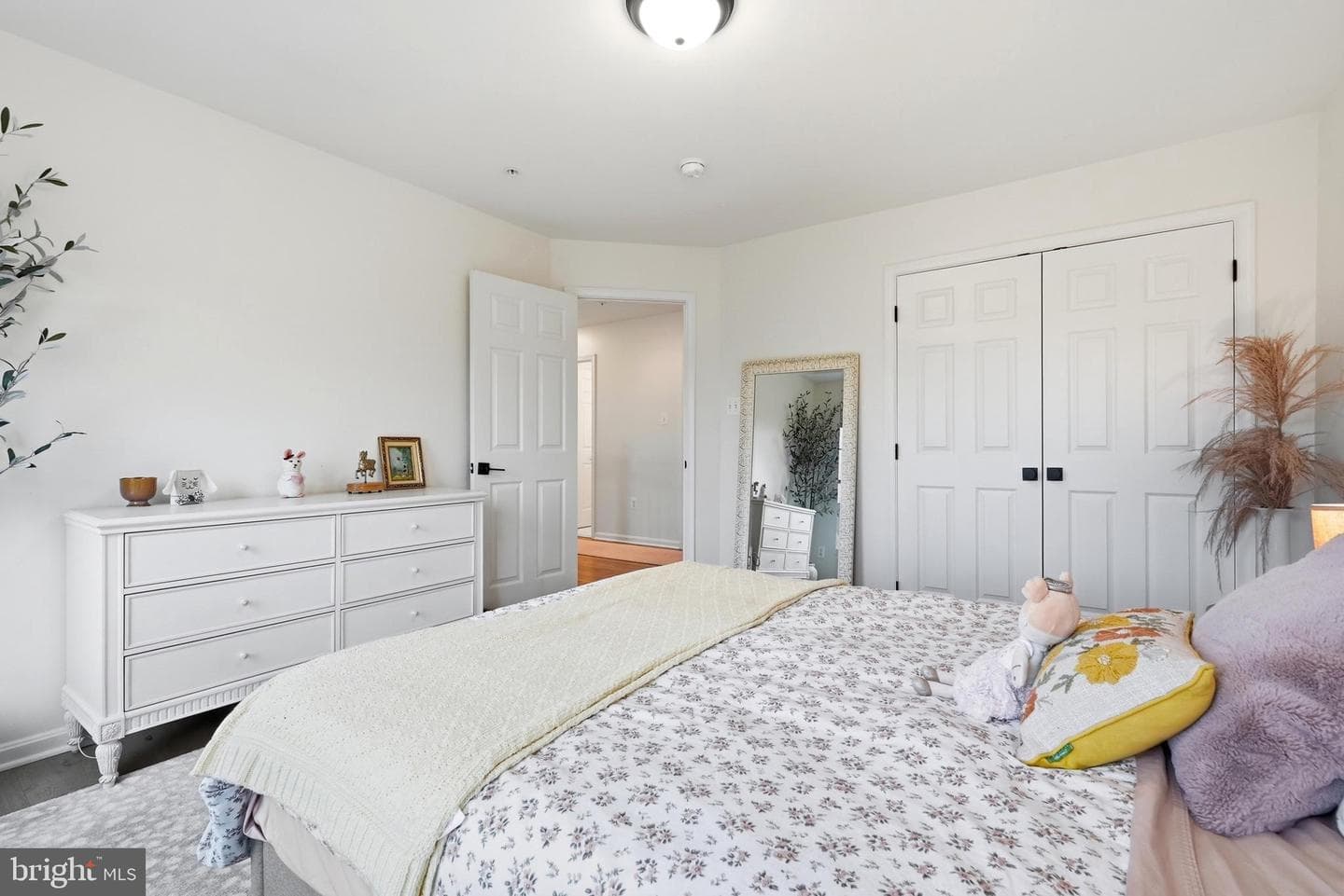 415 William Plummer Street photo 41