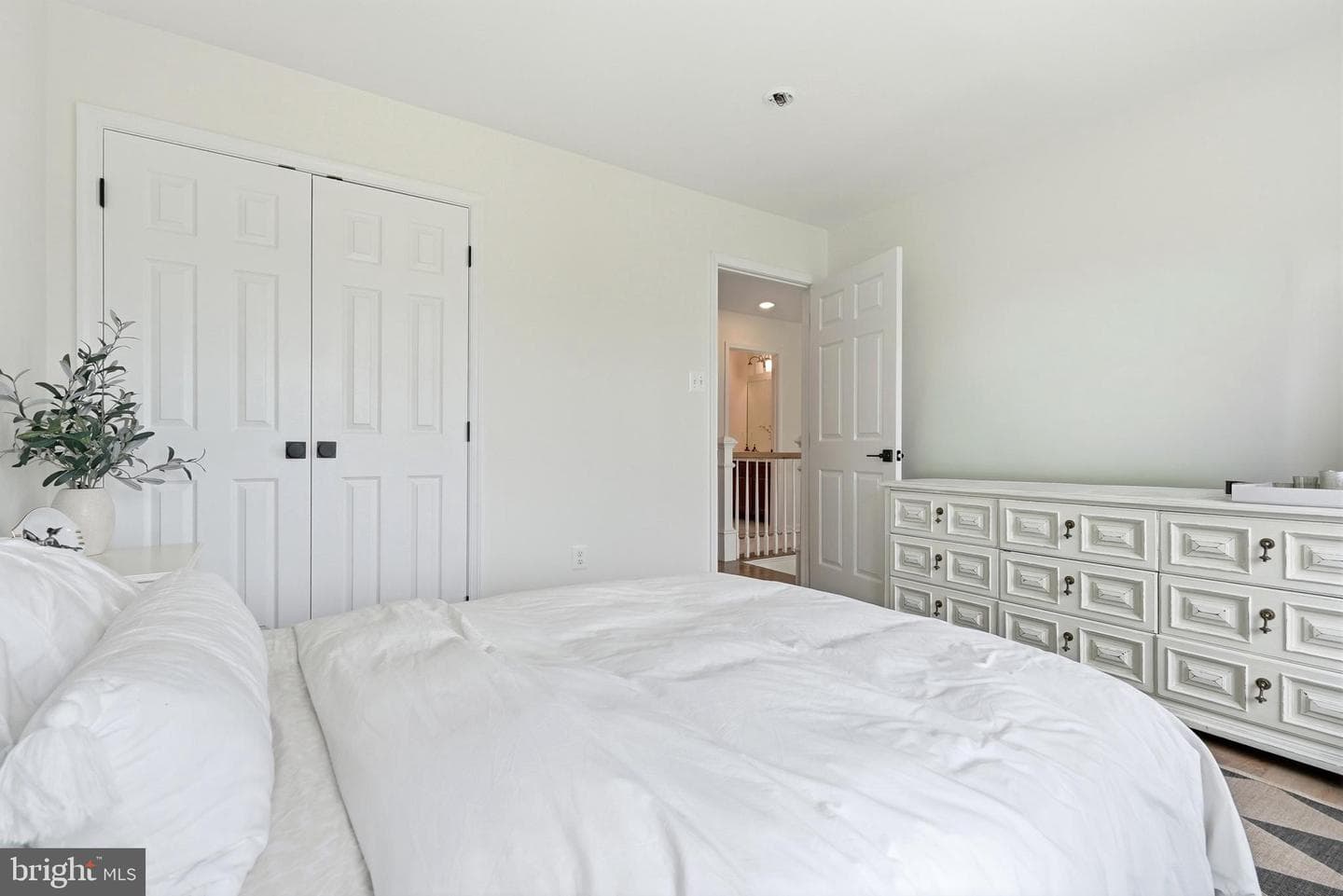 415 William Plummer Street photo 43