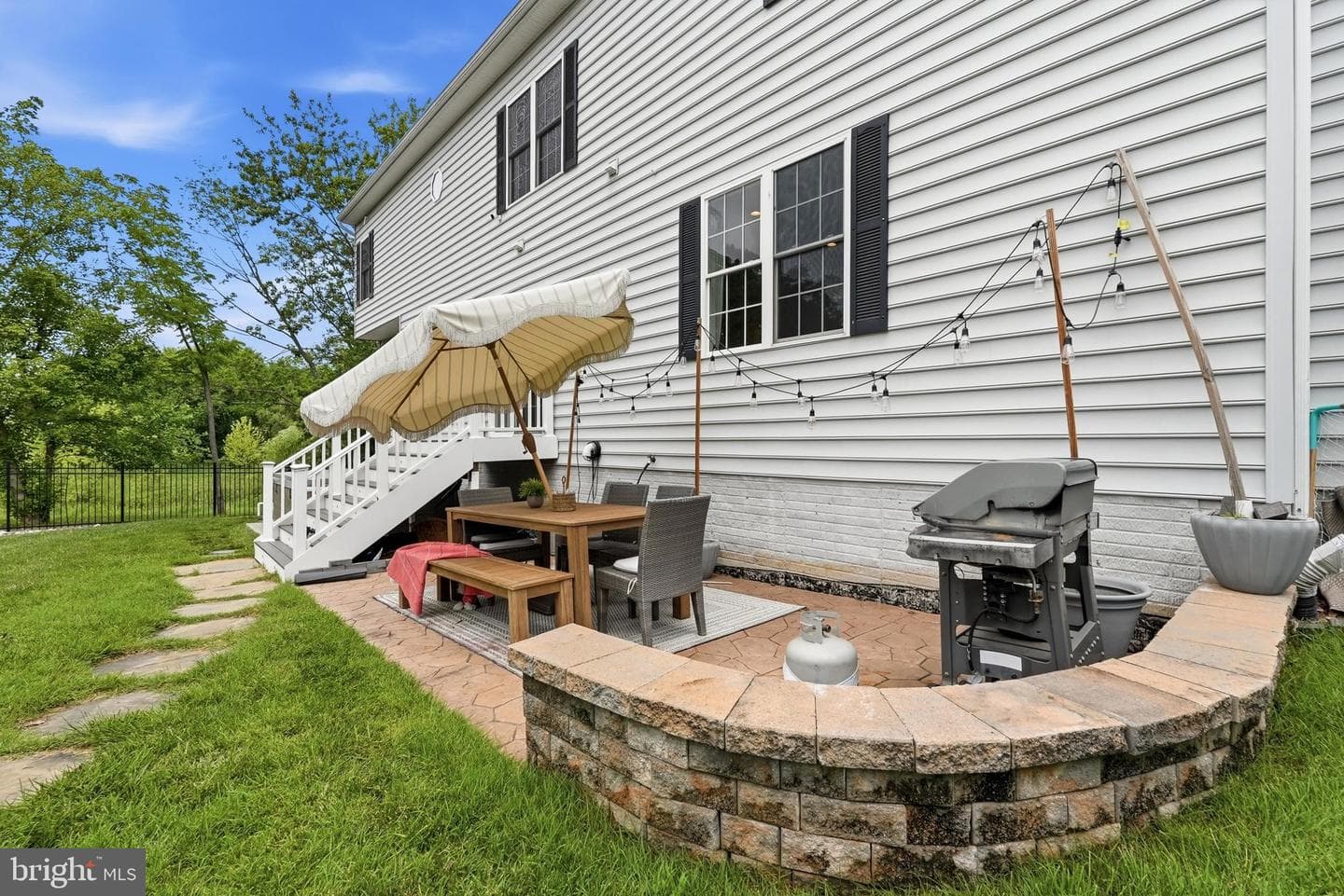 415 William Plummer Street photo 68