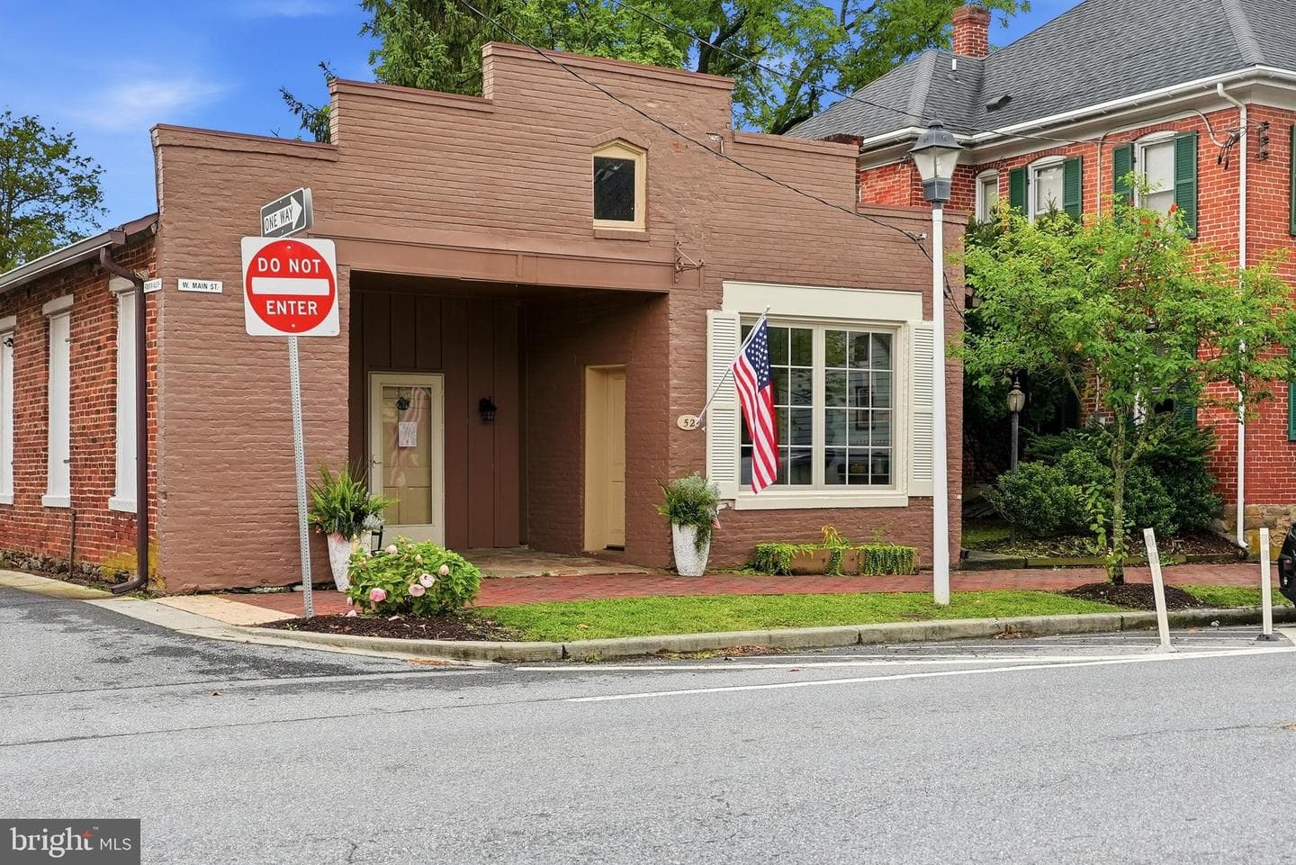415 William Plummer Street photo 87