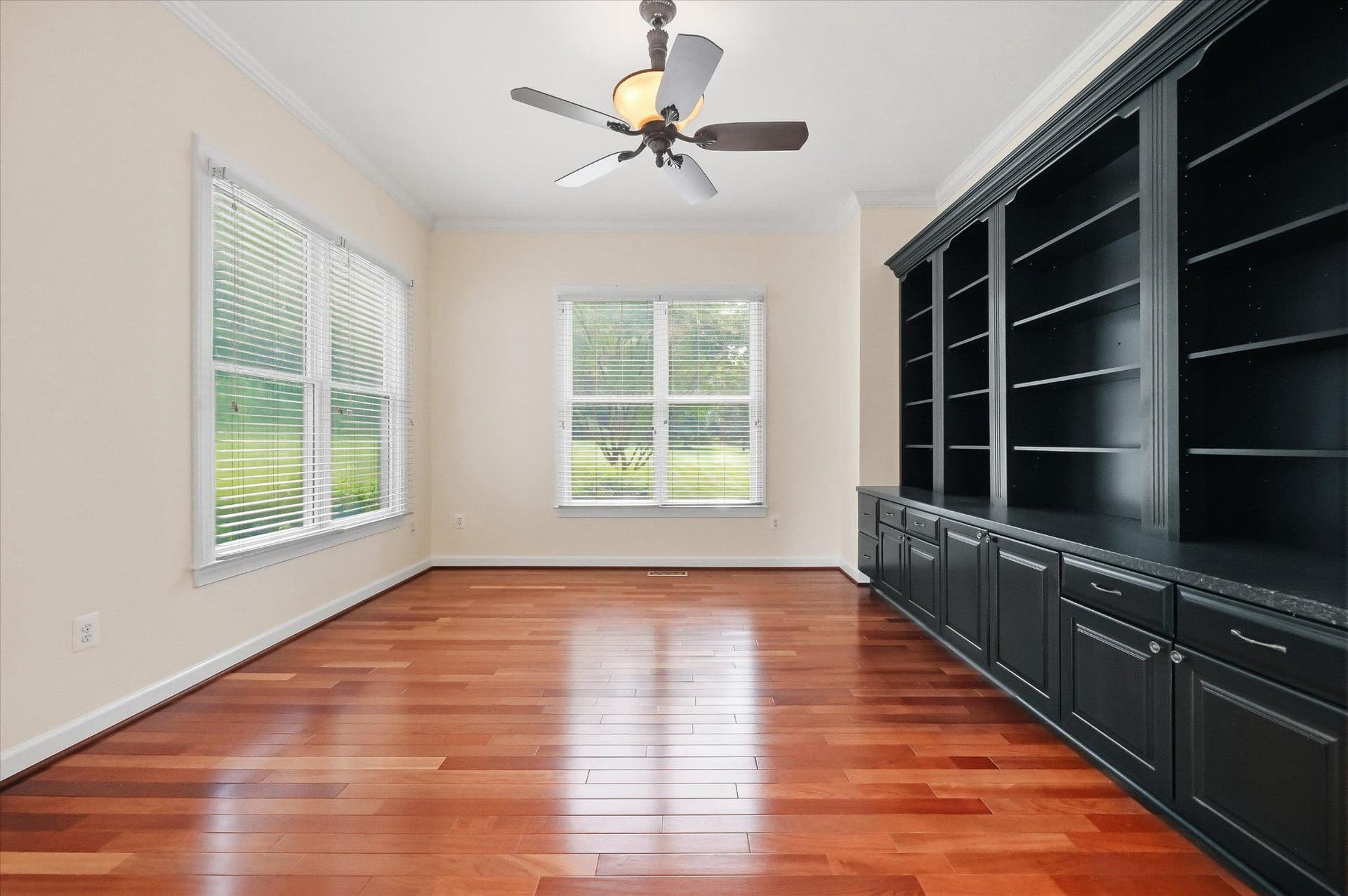 4311 Saratoga Springs Court photo 28