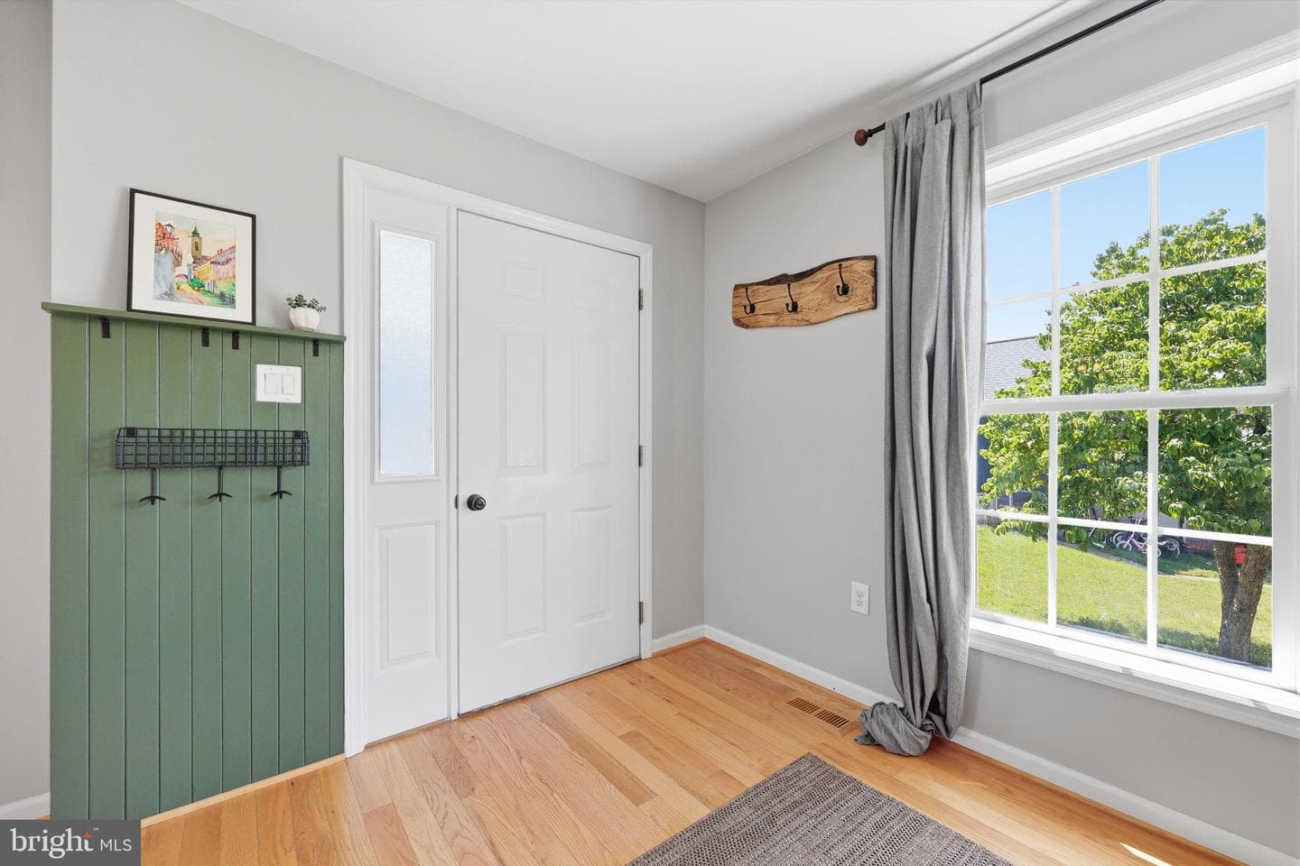 303 Catoctin Avenue photo 5
