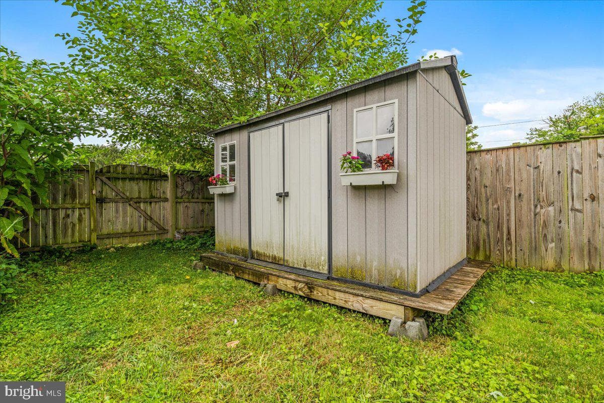 46 Hamilton Avenue photo 34