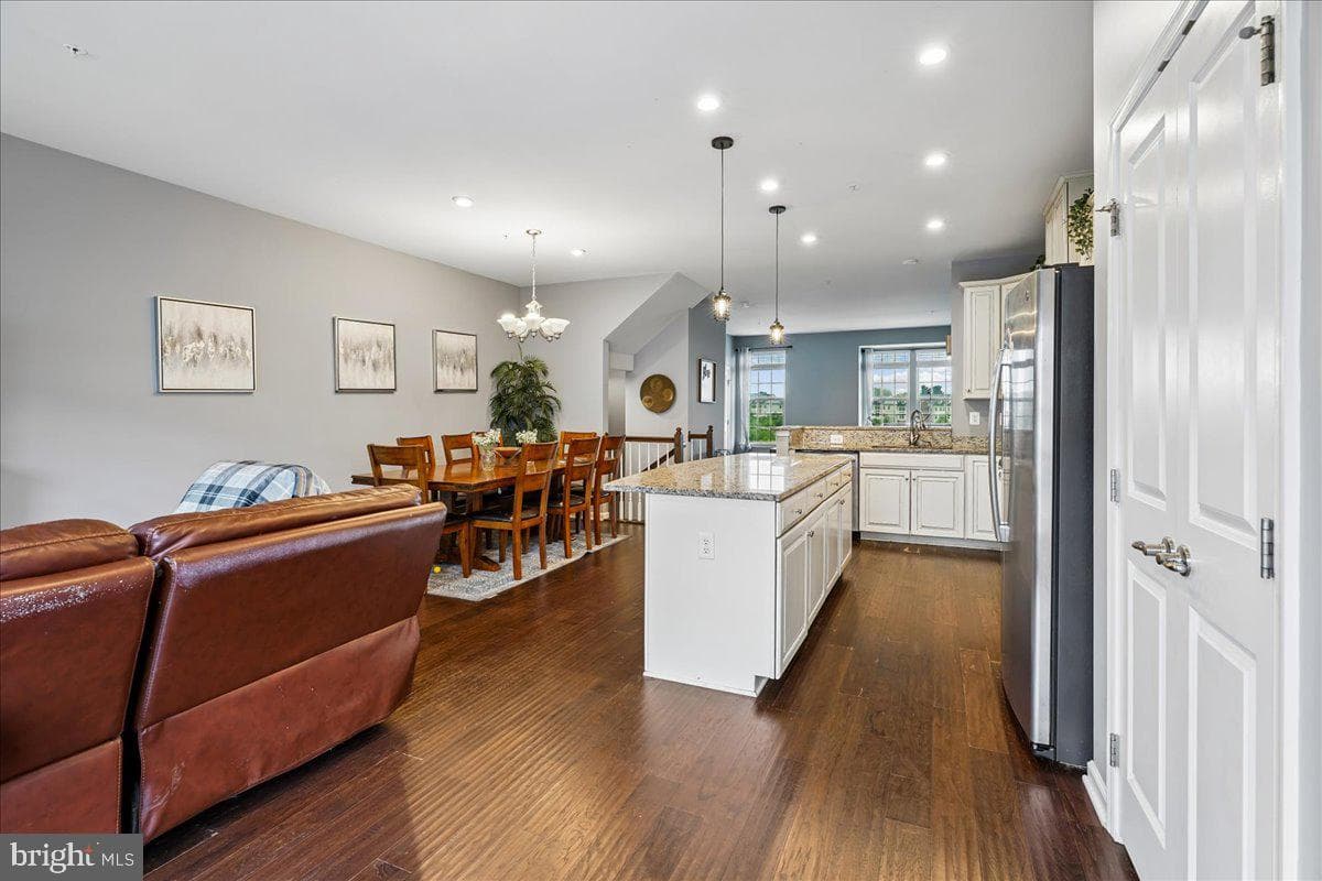 5913 Duvel Street photo 15